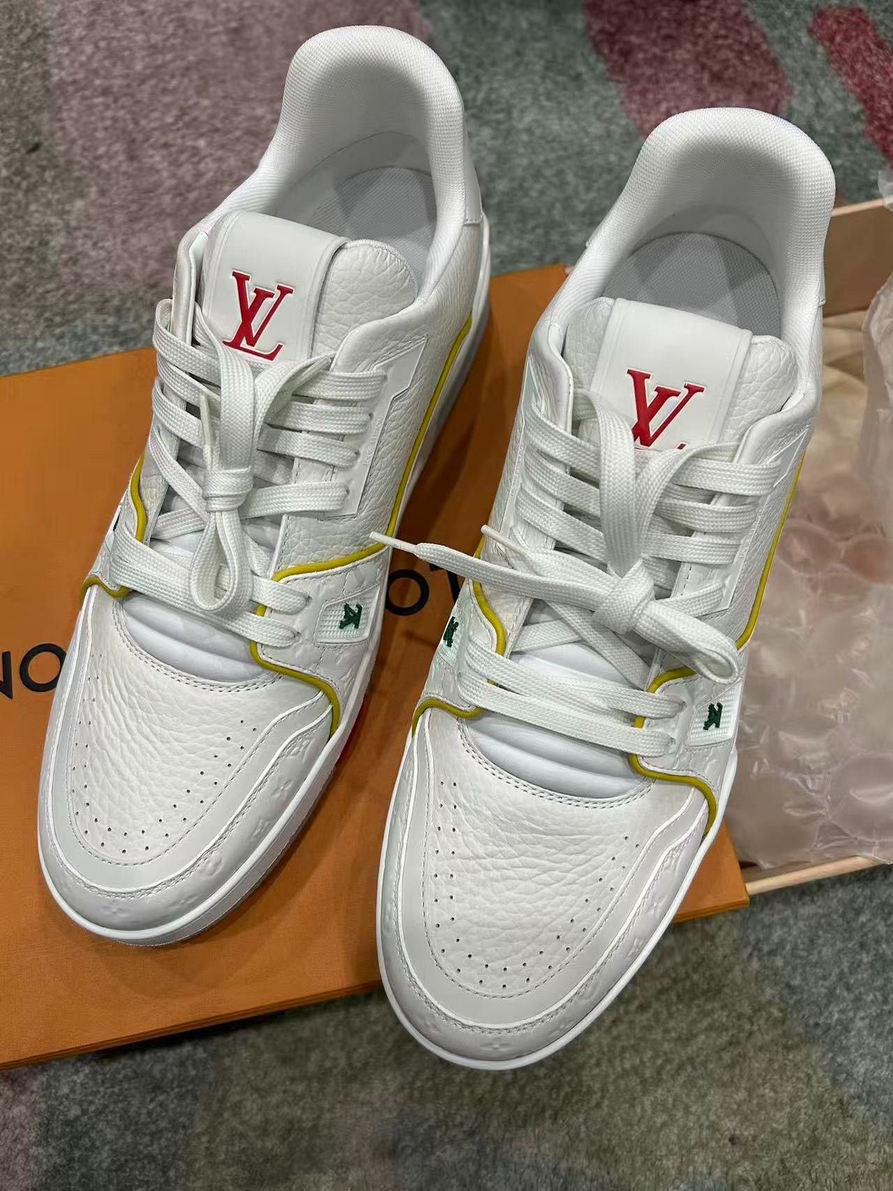 Louis Vuitton Louis Vuitton Trainer Low-Top Sneakers Size US 11 Size US 11 / EU 44 - 2 Thumbnail
