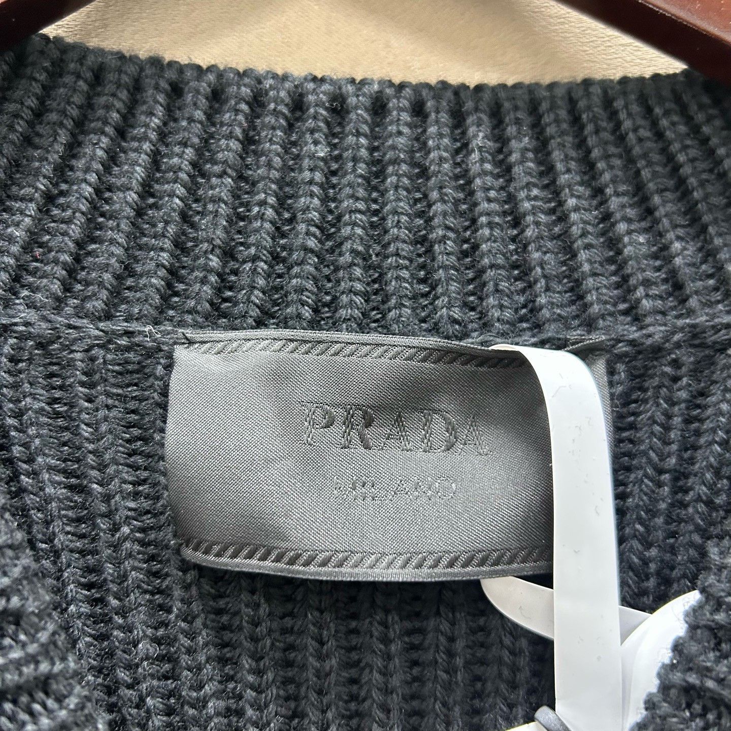 Prada Prada Ribbed Crewneck Sweater Size L Size US L / EU 52-54 / 3 - 4 Thumbnail