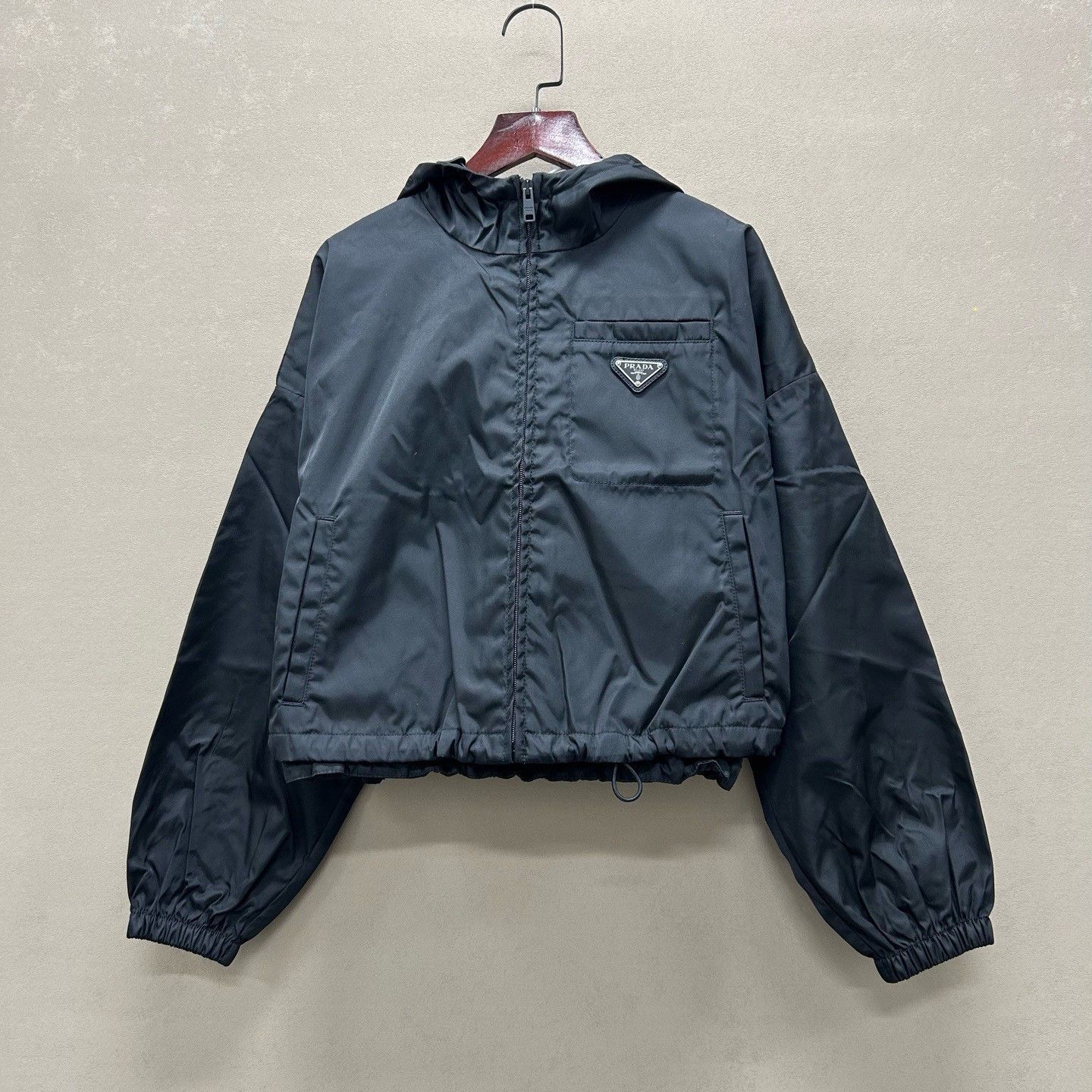 Prada Prada Re-Nylon Logo Hooded Jacket Size 36 Size XS / US 0-2 / IT 36-38 - 2 Thumbnail