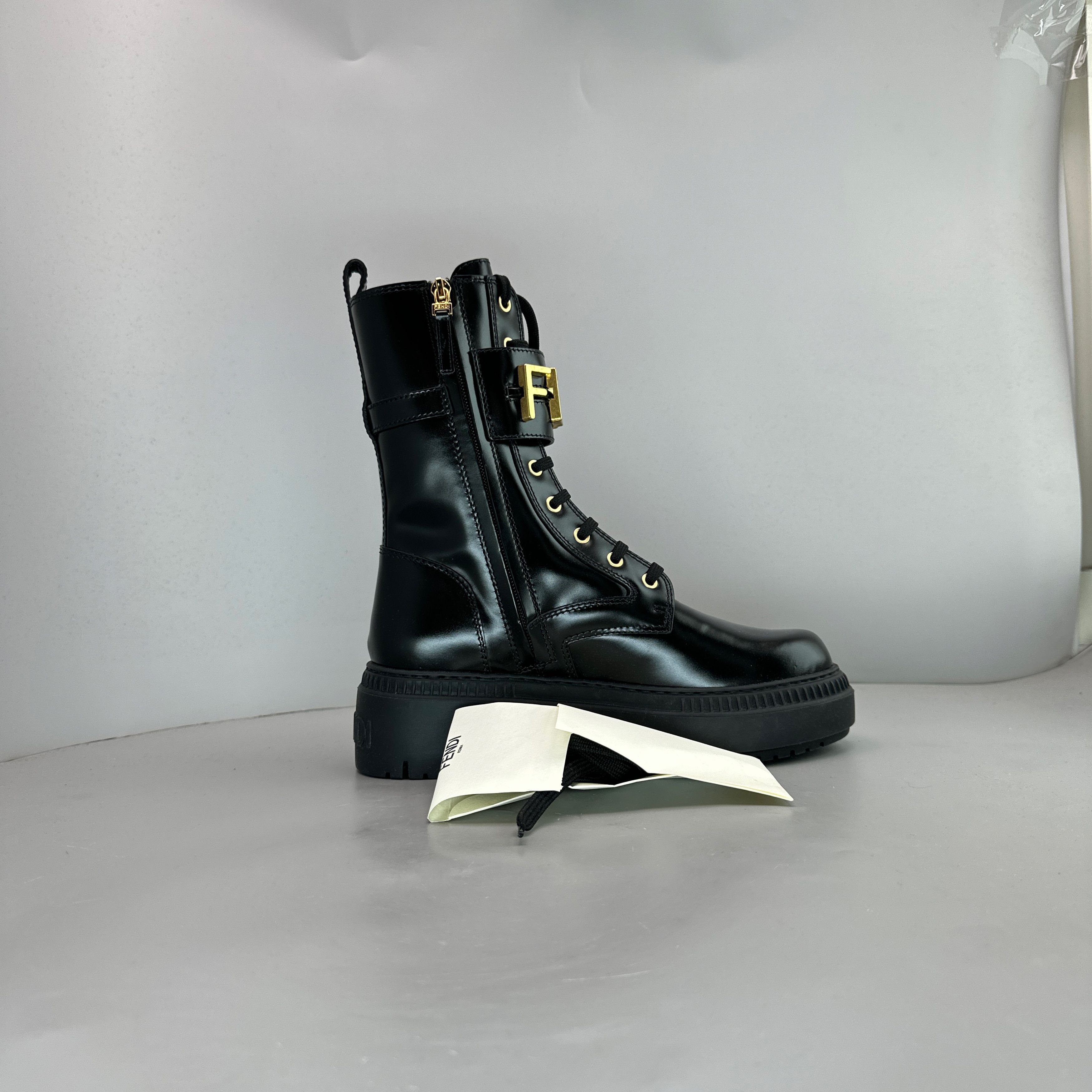 Fendi Fendi Fendigraphy Boots Size 38.5 Size US 8.5 / IT 38.5 - 10 Thumbnail