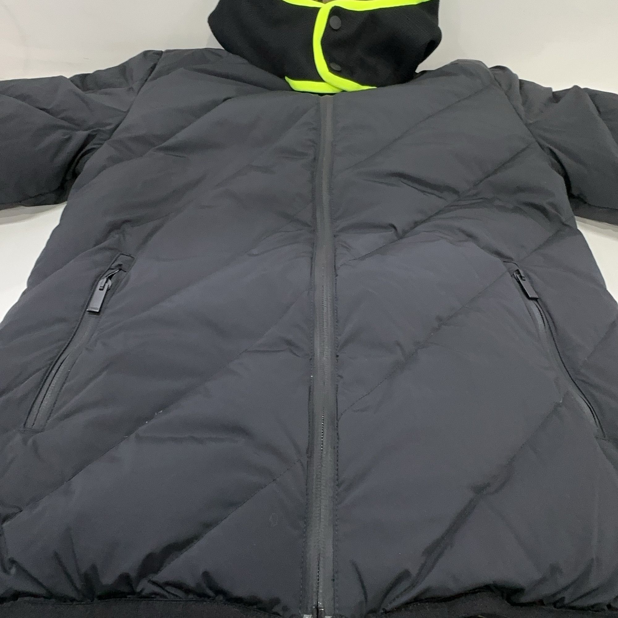 Fendi Fendi Reversible FF Down Jacket Size 48 Size US M / EU 48-50 / 2 - 8 Thumbnail