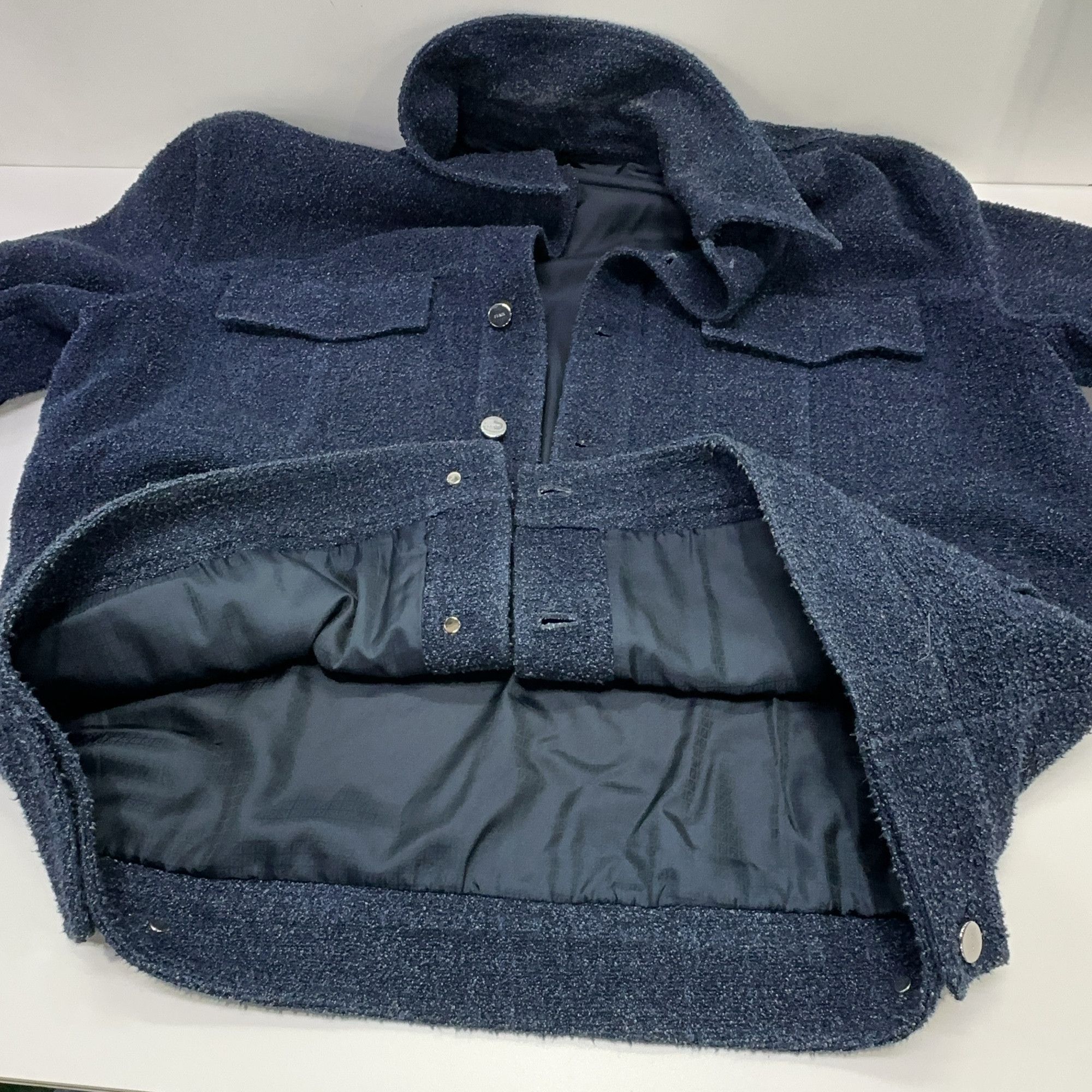 Fendi Fendi Textured Button Up Jacket Size L Size US L / EU 52-54 / 3 - 6 Thumbnail
