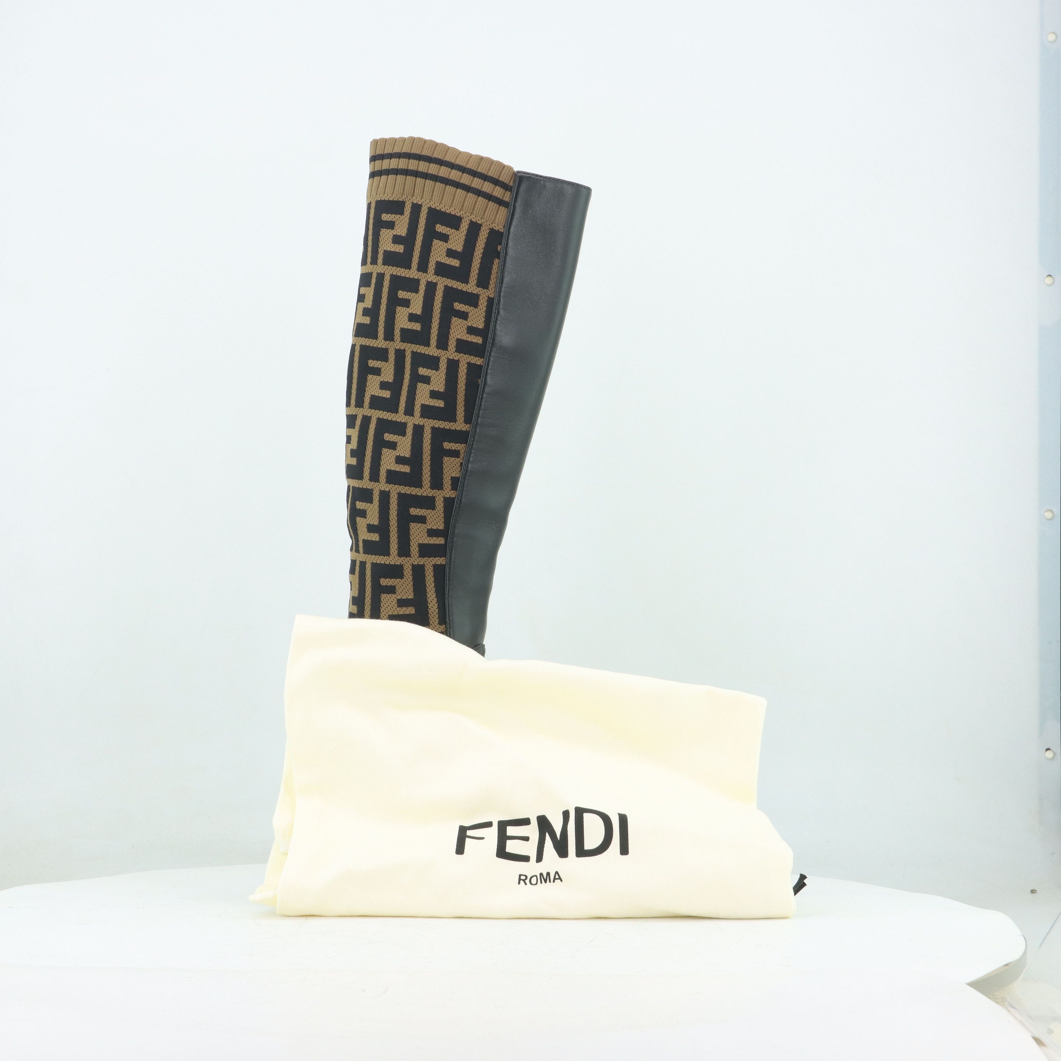 Fendi Fendi FF Monogram Rockoko Boots Size 37 Size US 7 / IT 37 - 9 Thumbnail