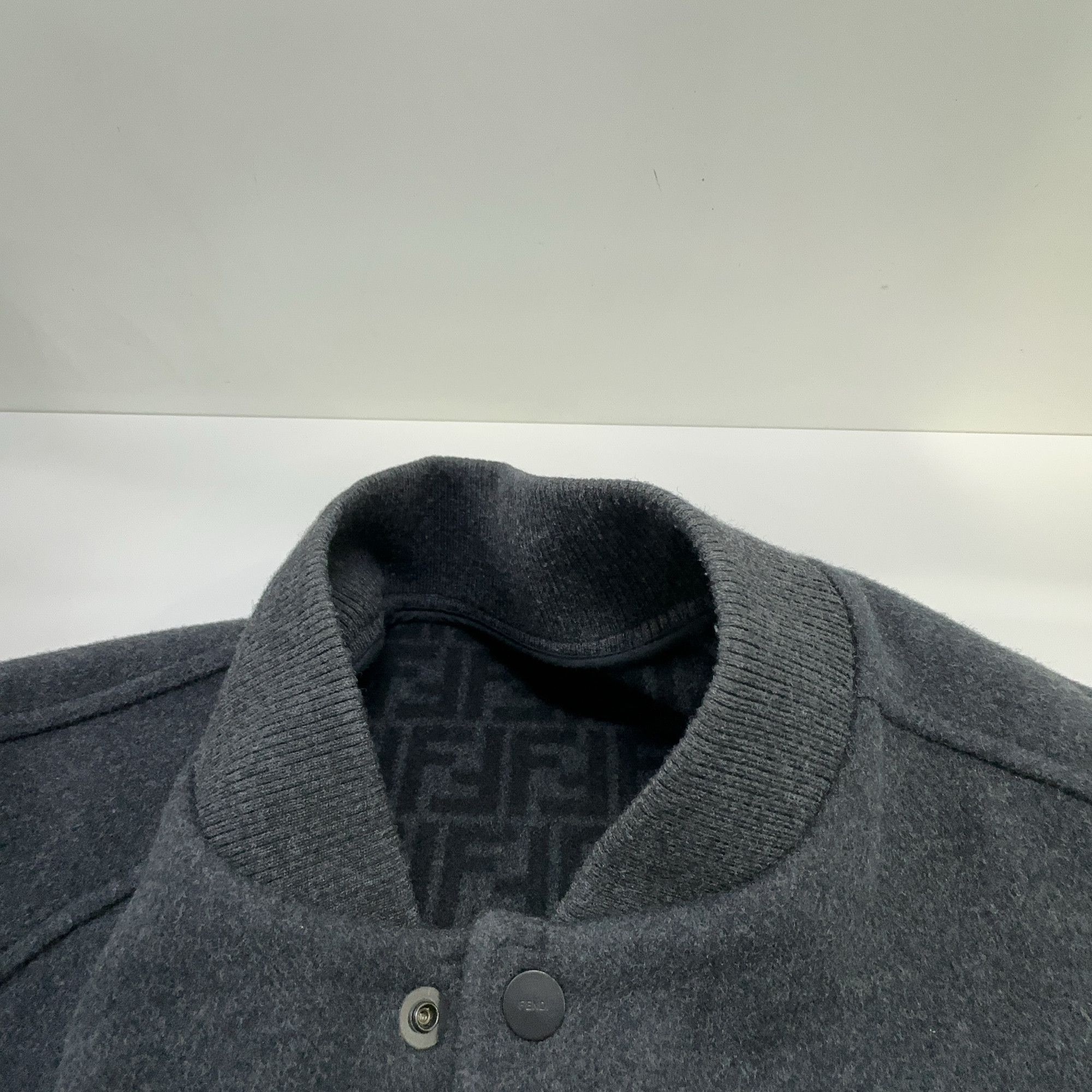 Fendi Fendi FF Logo Reversible Bomber Jacket Size M Size US M / EU 48-50 / 2 - 6 Thumbnail
