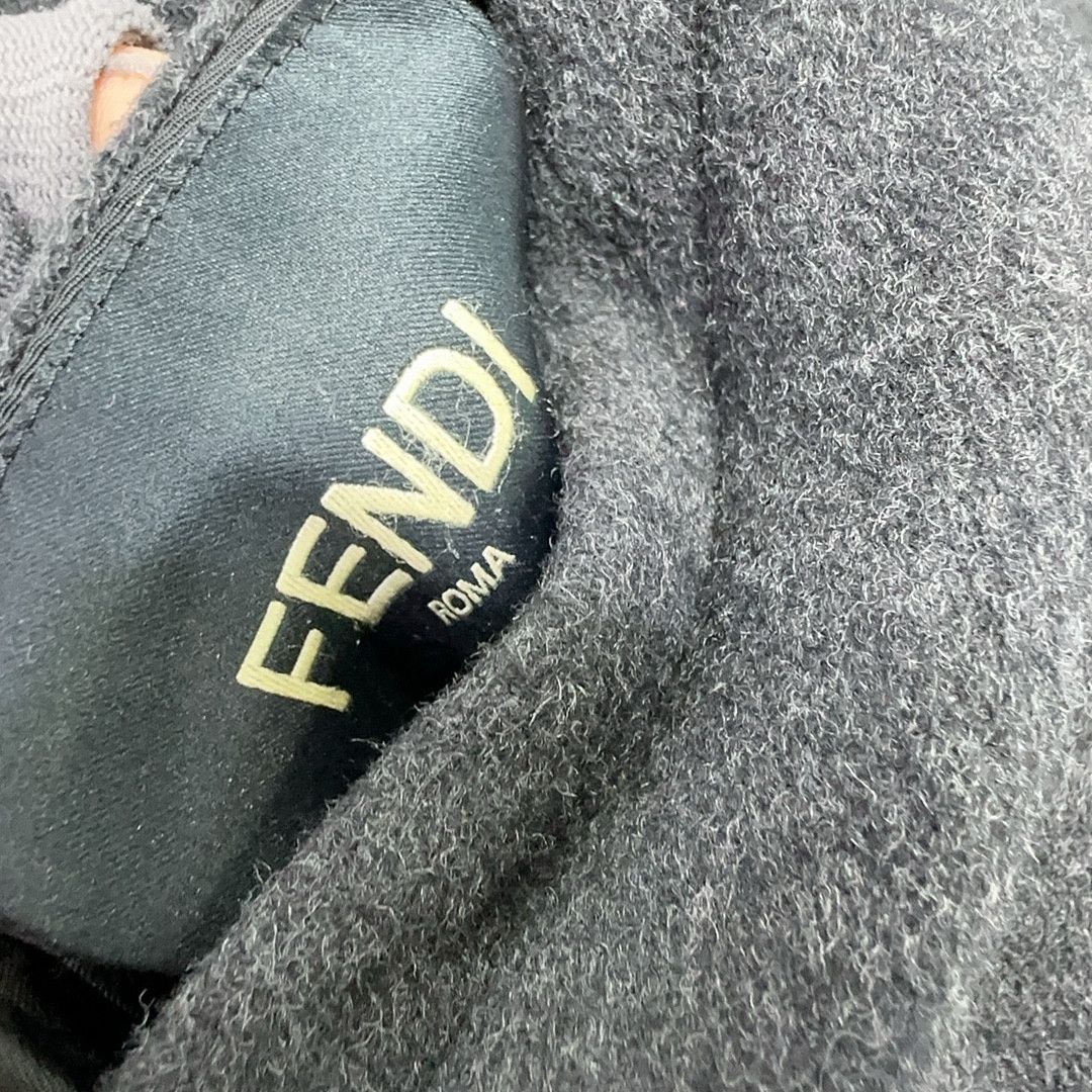 Fendi Fendi FF Logo Reversible Bomber Jacket Size M Size US M / EU 48-50 / 2 - 5 Thumbnail