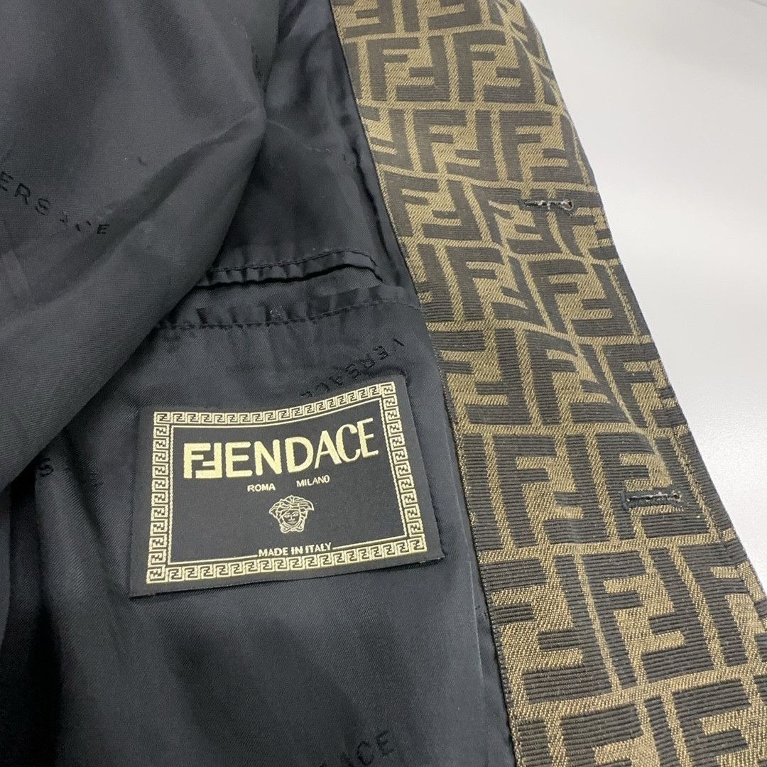Fendi × Versace Fendi x Versace FF Logo Jacket Size S Size US S / EU 44-46 / 1 - 3 Thumbnail