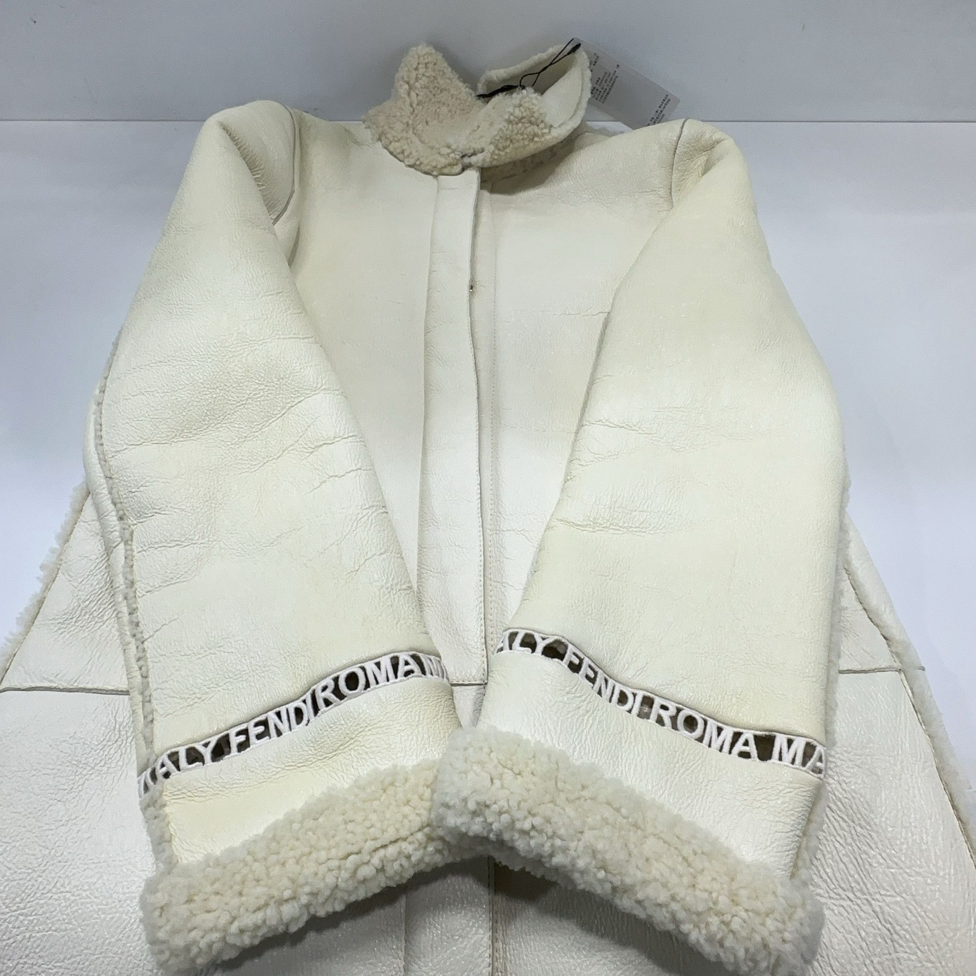 Fendi Fendi Lamb Shearling Long Coat Size 36 Size XS / US 0-2 / IT 36-38 - 13 Thumbnail