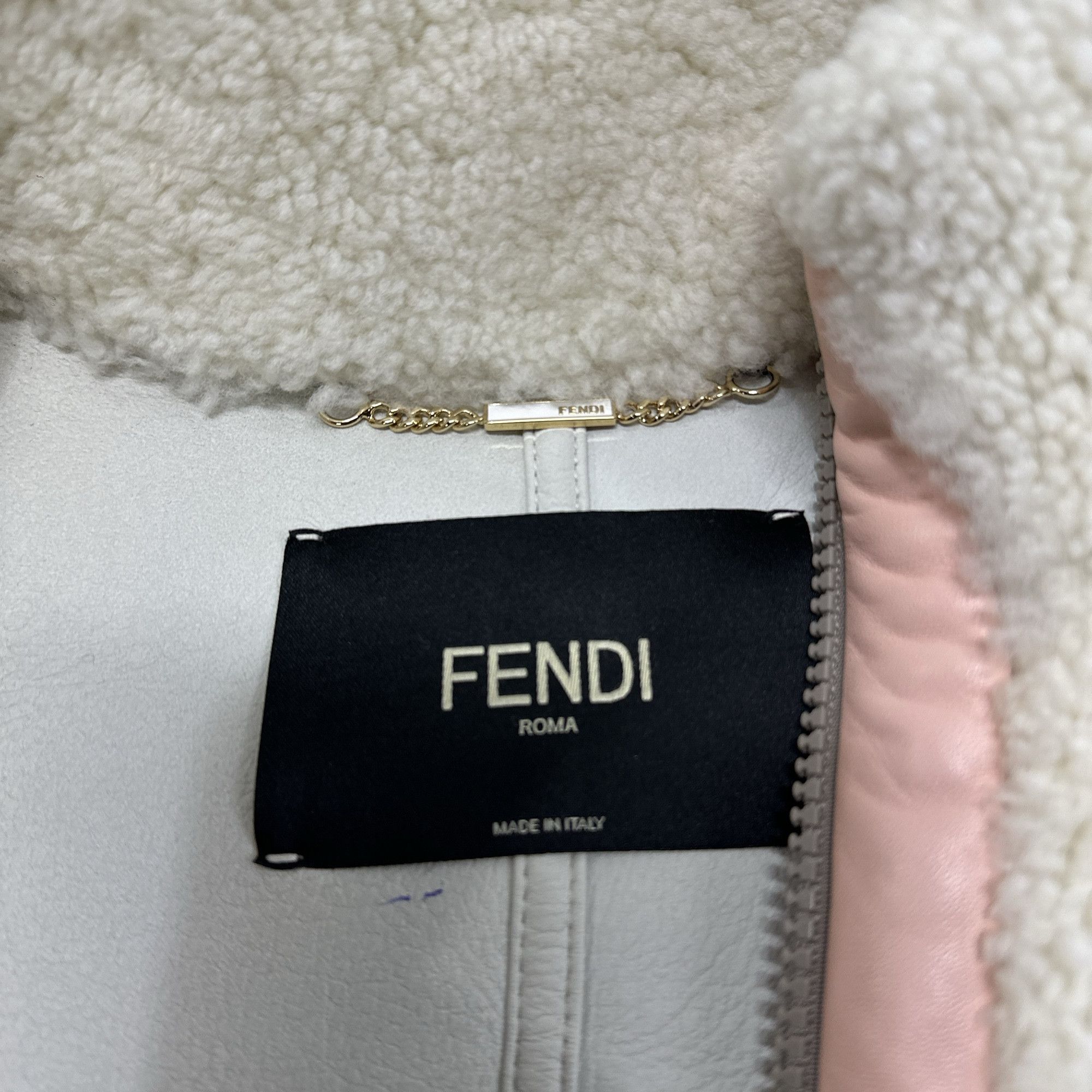 Fendi Fendi Lamb Fur Pullover Jacket Size IT 36 Size XS / US 0-2 / IT 36-38 - 8 Thumbnail