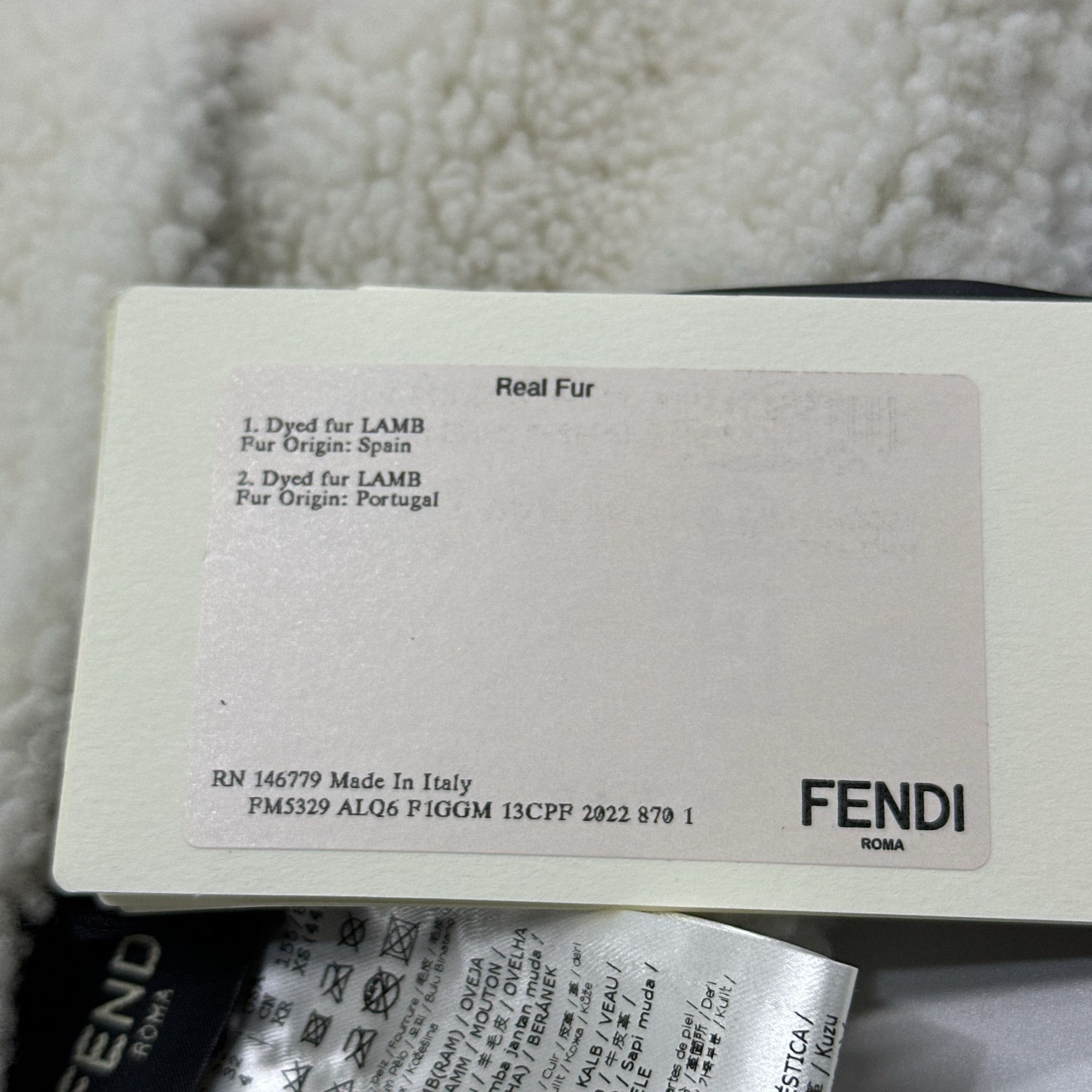 Fendi Fendi Lamb Fur Pullover Jacket Size IT 36 Size XS / US 0-2 / IT 36-38 - 4 Thumbnail