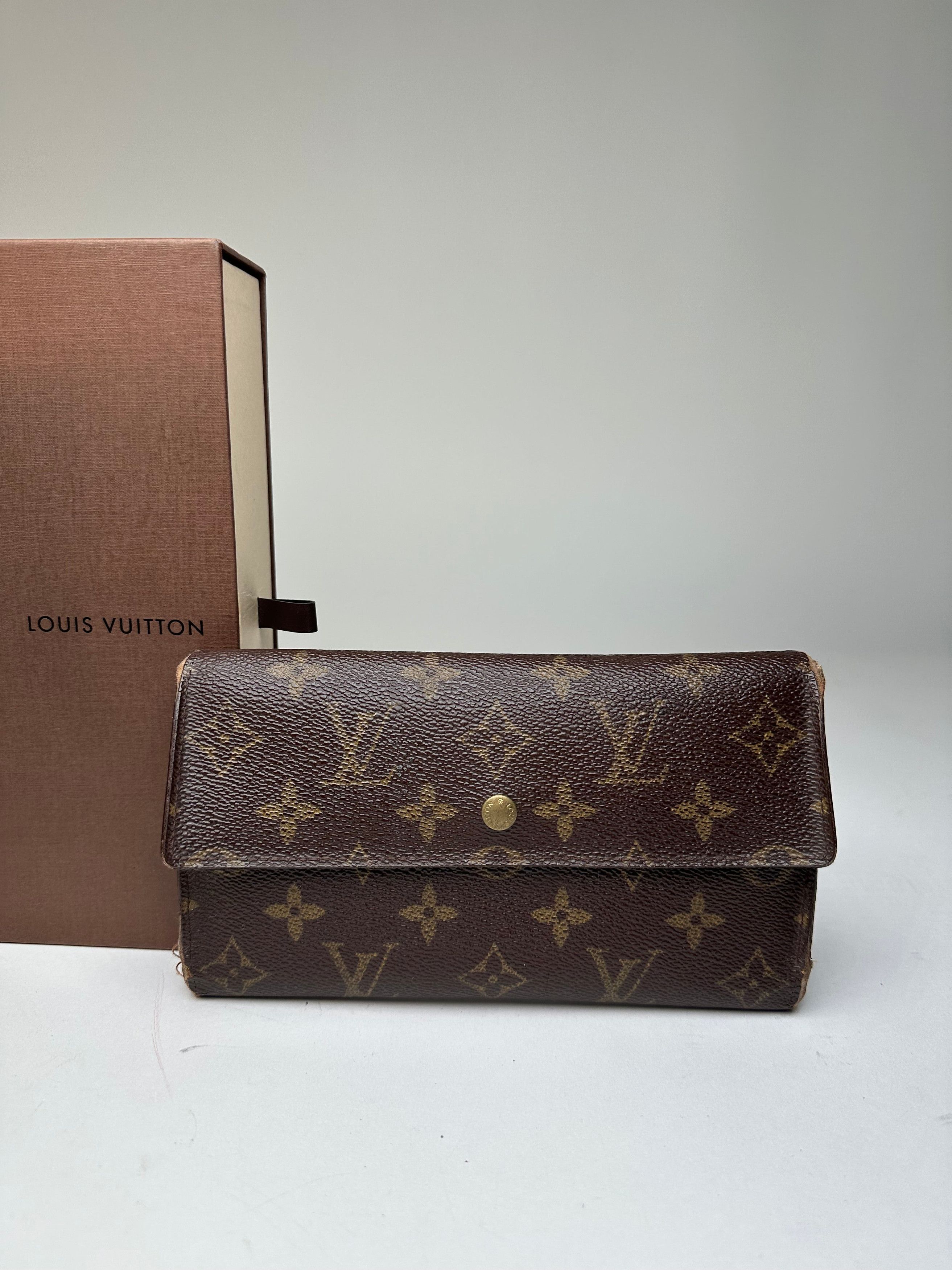 Louis Vuitton Vintage Monogram Canvas Long Wallet Brown Size ONE SIZE - 9 Thumbnail