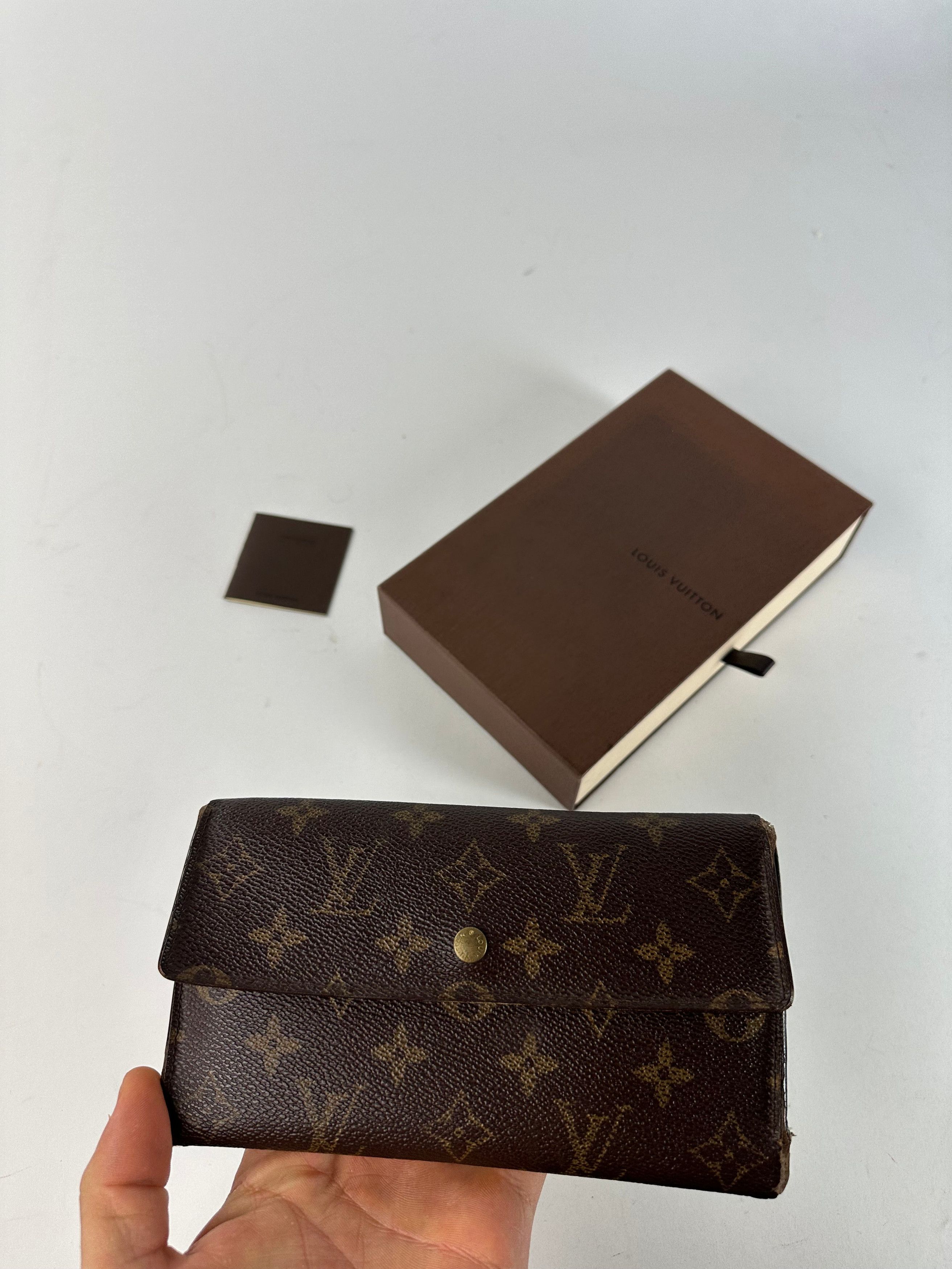 Louis Vuitton Vintage Monogram Canvas Long Wallet Brown Size ONE SIZE - 5 Thumbnail