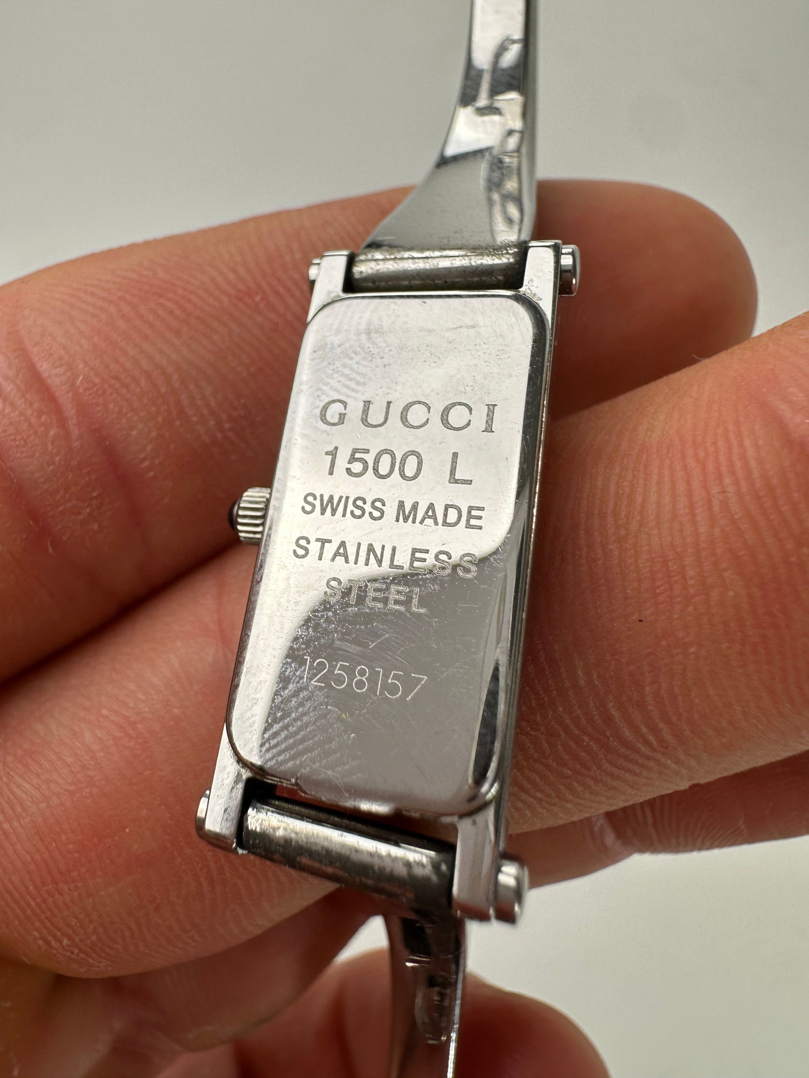 Gucci Vintage 1500L Stainless Steel Bangle Watch Silver White Dial Size ONE SIZE - 2 Thumbnail
