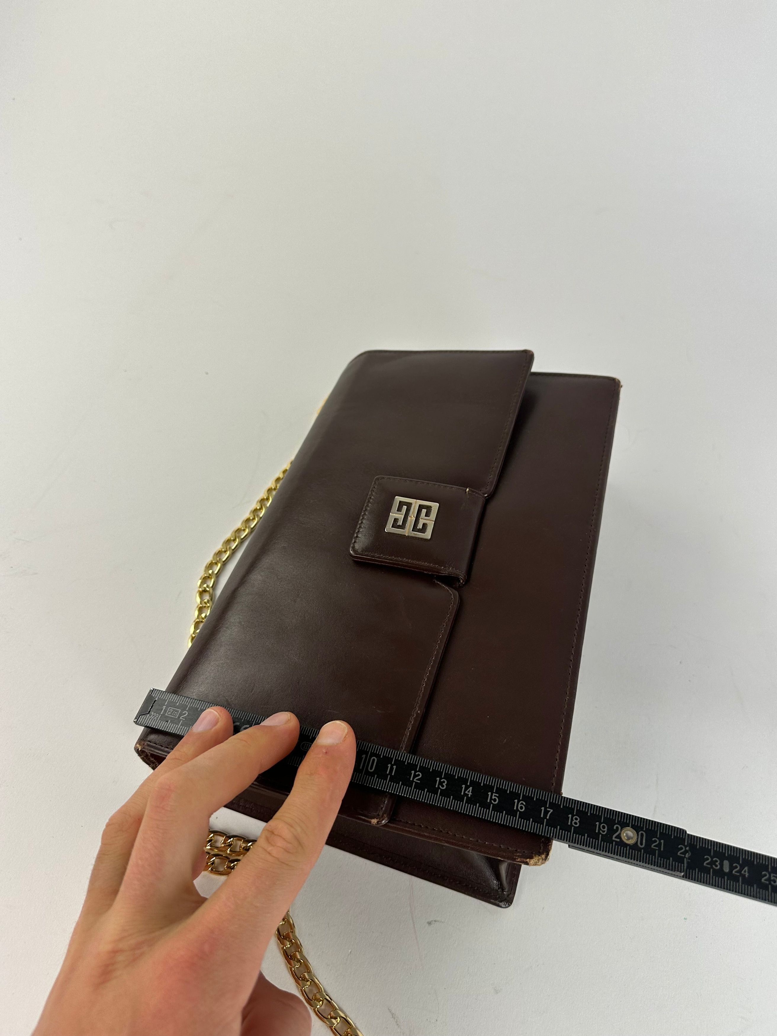 Givenchy Vintage 4G Leather Shoulder Bag Burgundy Size ONE SIZE - 9 Thumbnail