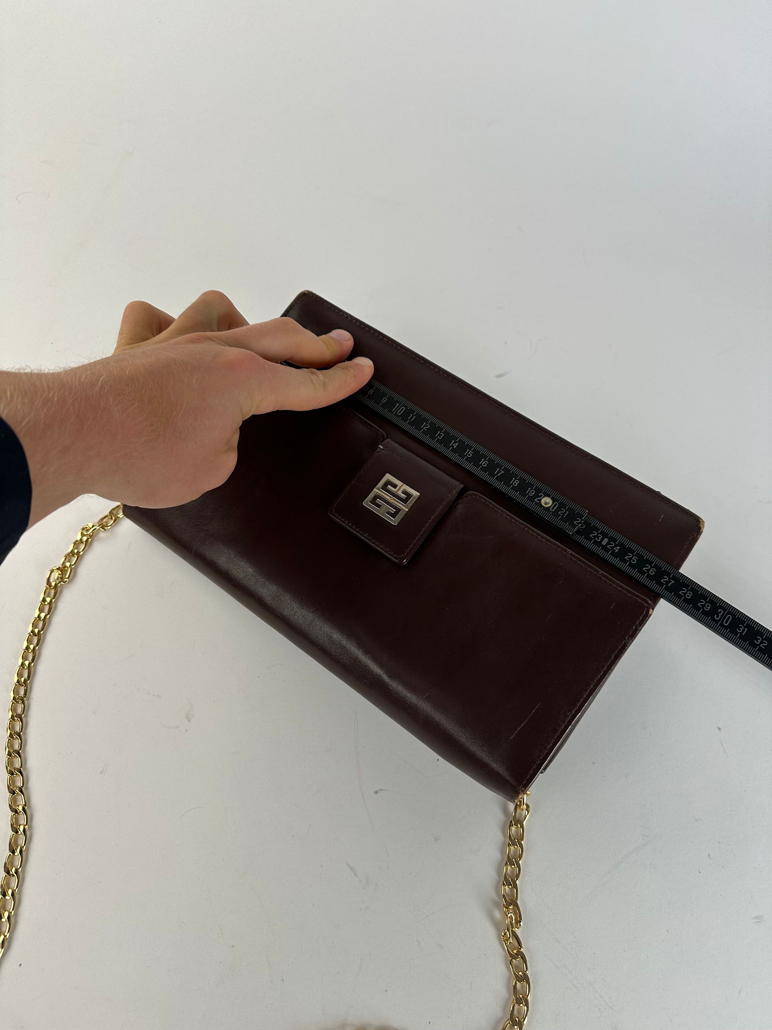 Givenchy Vintage 4G Leather Shoulder Bag Burgundy Size ONE SIZE - 8 Thumbnail