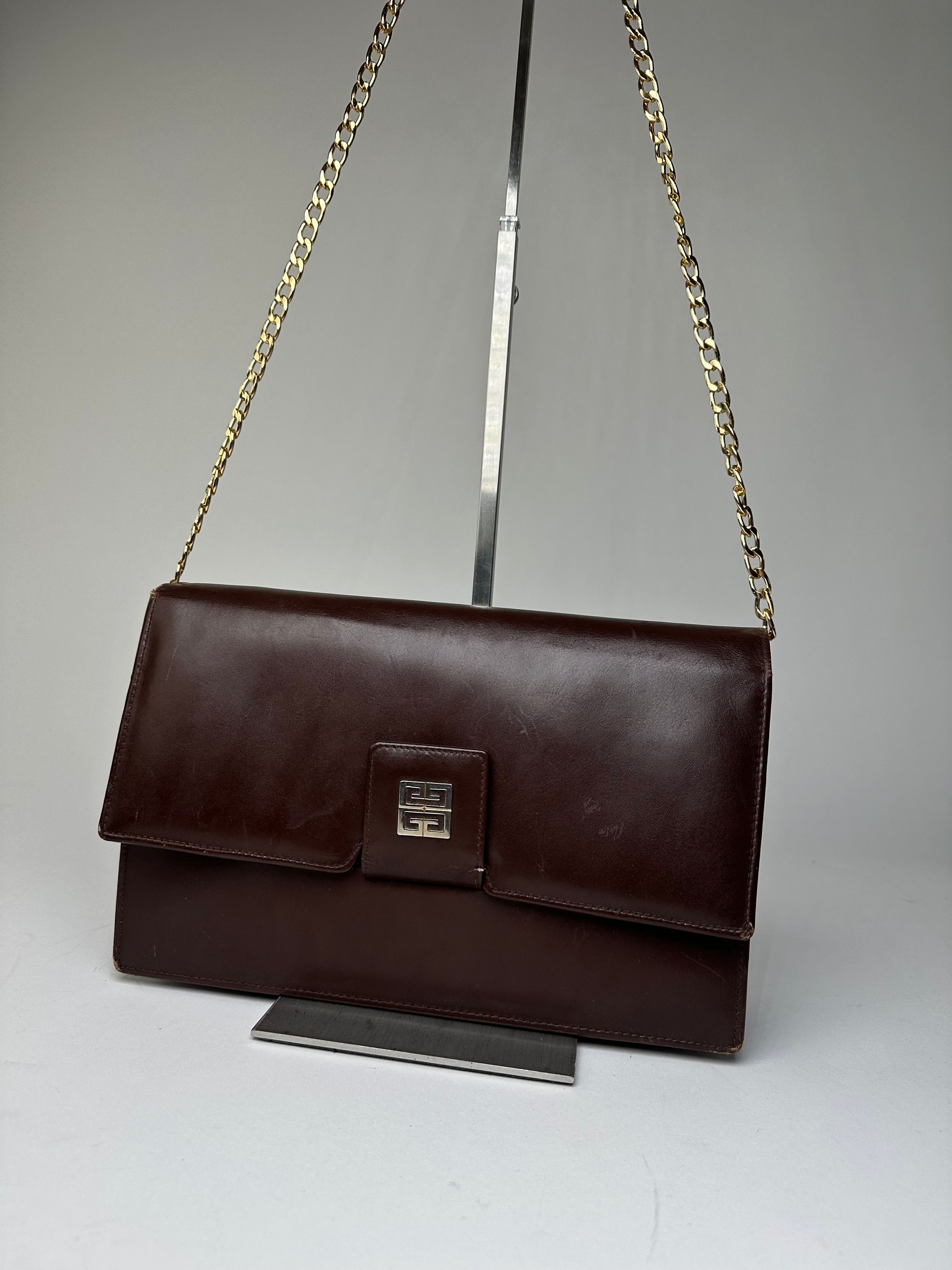 Givenchy Vintage 4G Leather Shoulder Bag Burgundy Size ONE SIZE - 11 Thumbnail