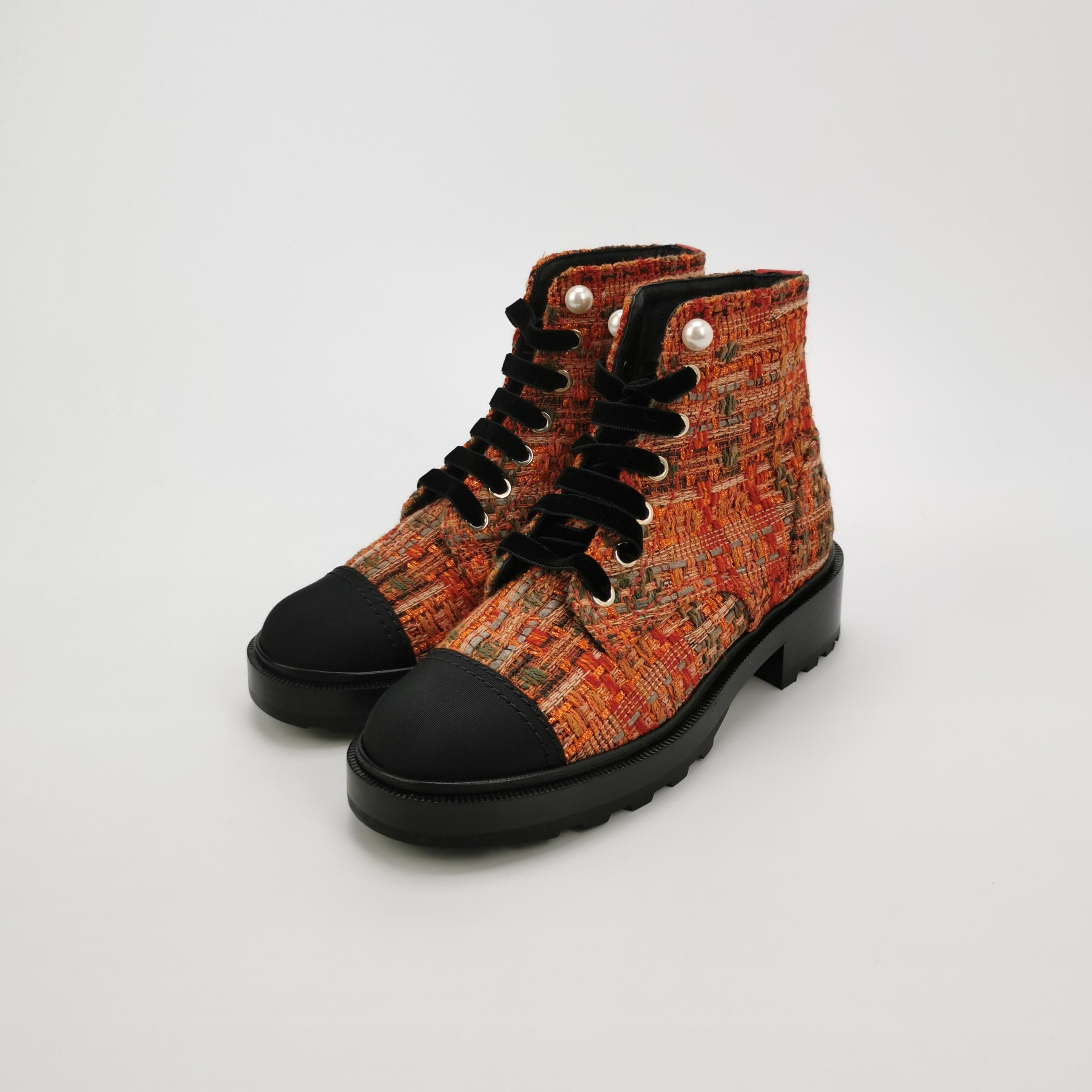 Chanel Chanel Women 6-5 Boots Size US 6.5 / IT 36.5 - 2 Thumbnail