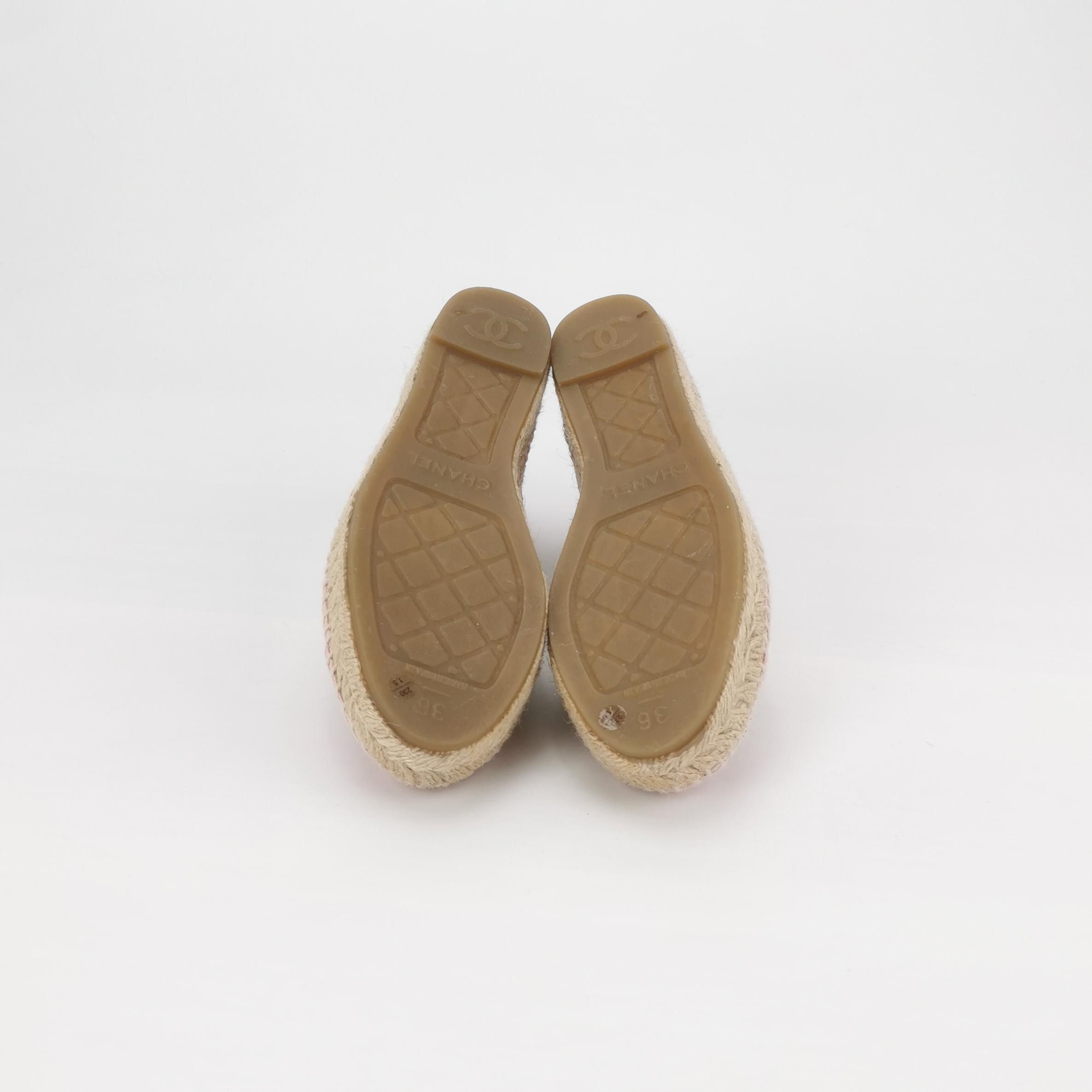 Chanel Chanel Women 6 Lowtop Sneakers Size US 6 / IT 36 - 5 Thumbnail