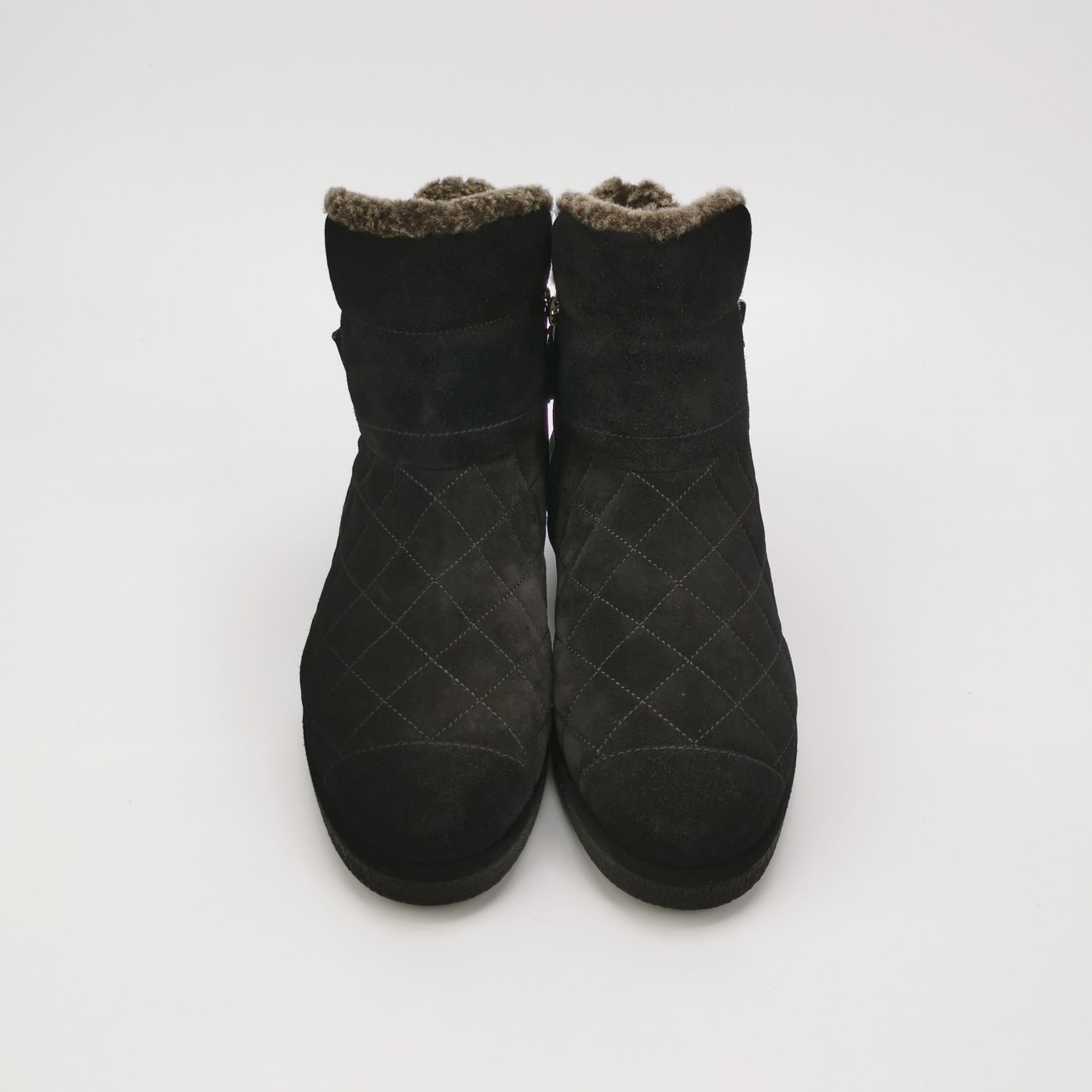 Chanel Chanel Women 9 Boots Size US 9 / IT 39 - 3 Thumbnail