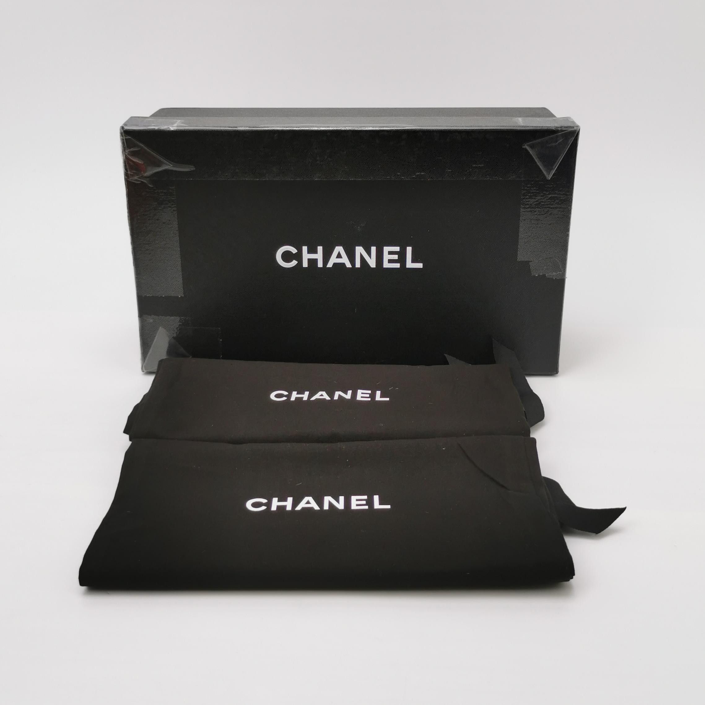 Chanel Chanel Women 9 Flats Size US 9 / IT 39 - 6 Thumbnail