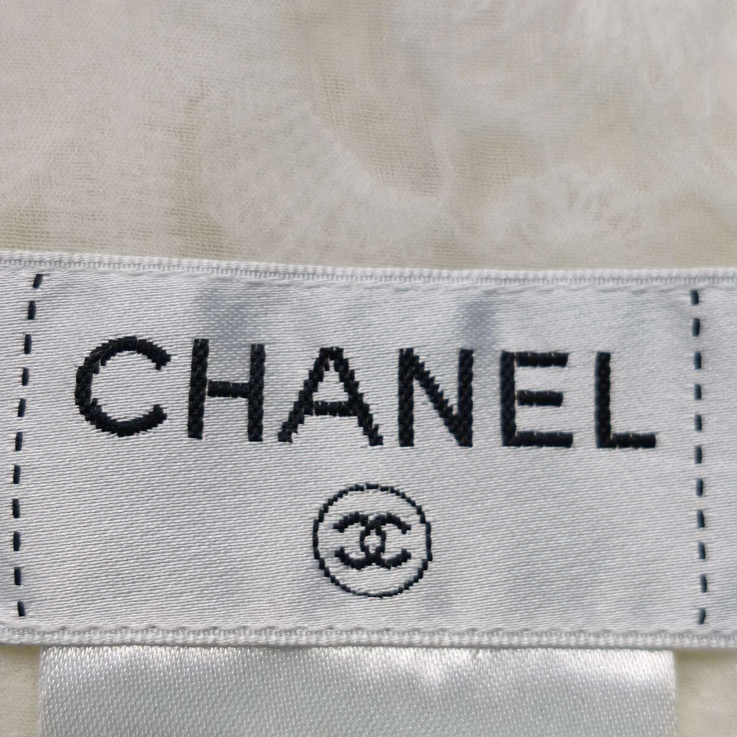 Chanel Chanel Women it_36 Short Sleeve Shirts Size XS / US 0-2 / IT 36-38 - 4 Thumbnail