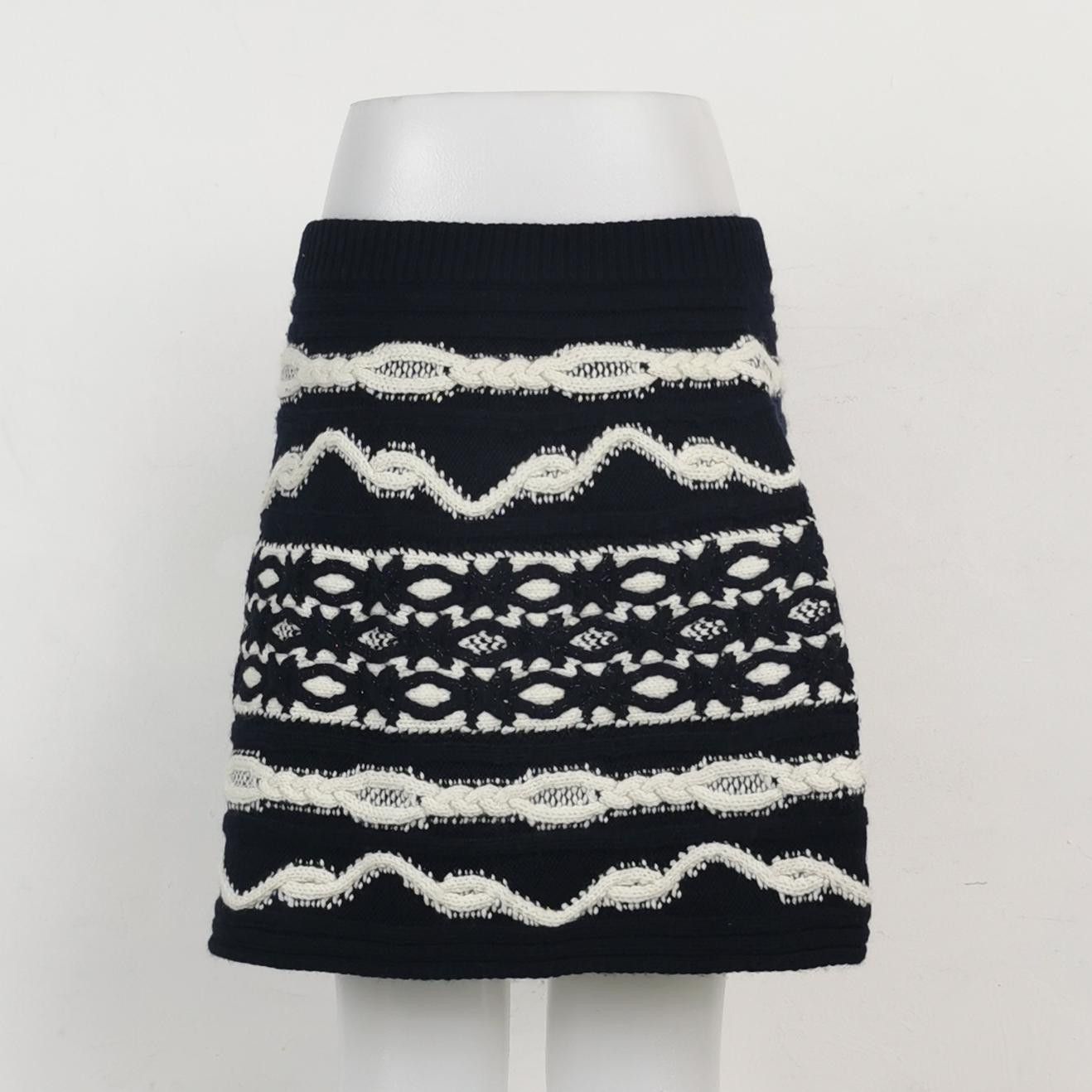 Chanel Chanel Women 40 Midi Skirts Size 40" / US 18 - 2 Thumbnail