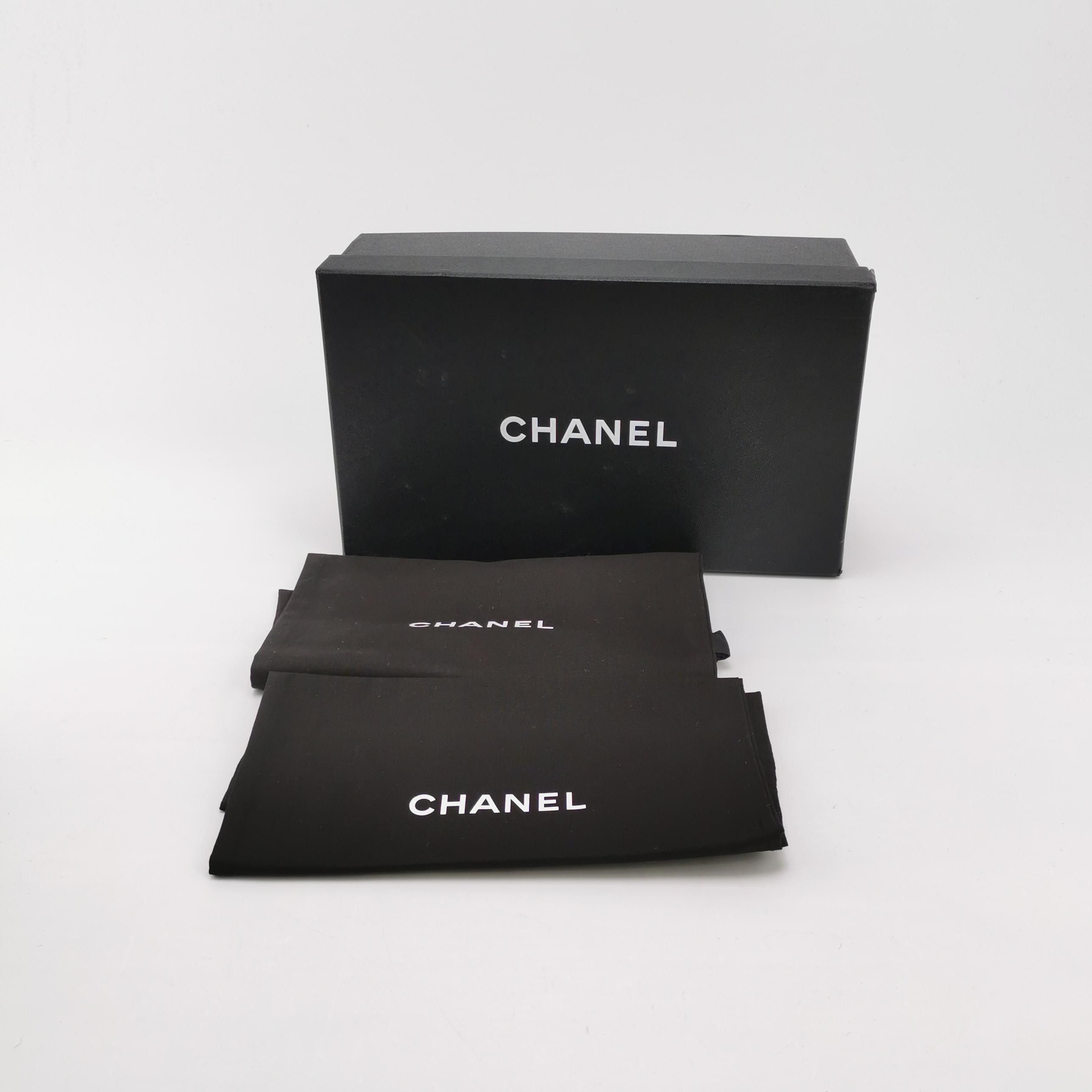 Chanel Chanel Women 7 Flats Size US 7 / IT 37 - 6 Thumbnail