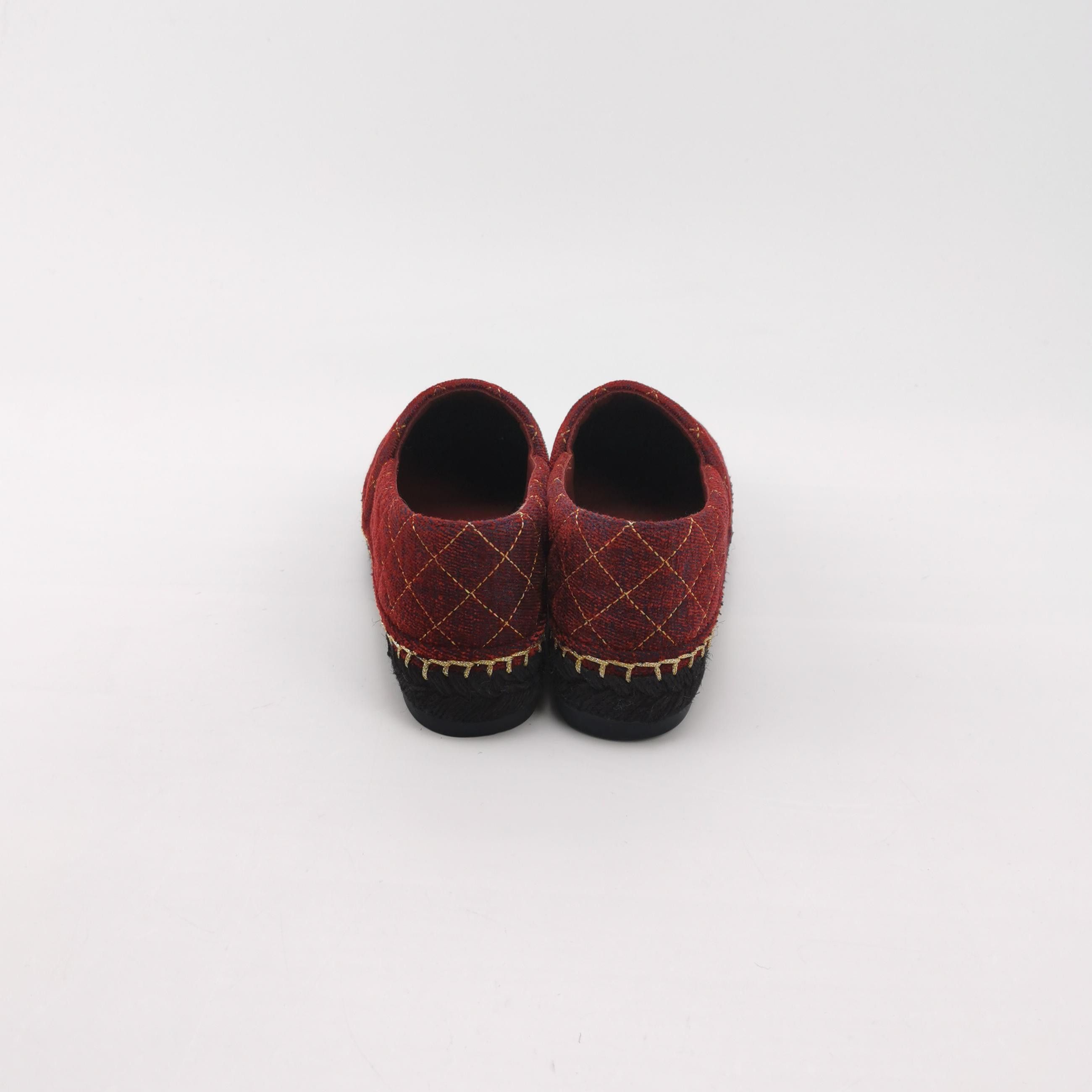 Chanel Chanel Women 7 Flats Size US 7 / IT 37 - 4 Thumbnail