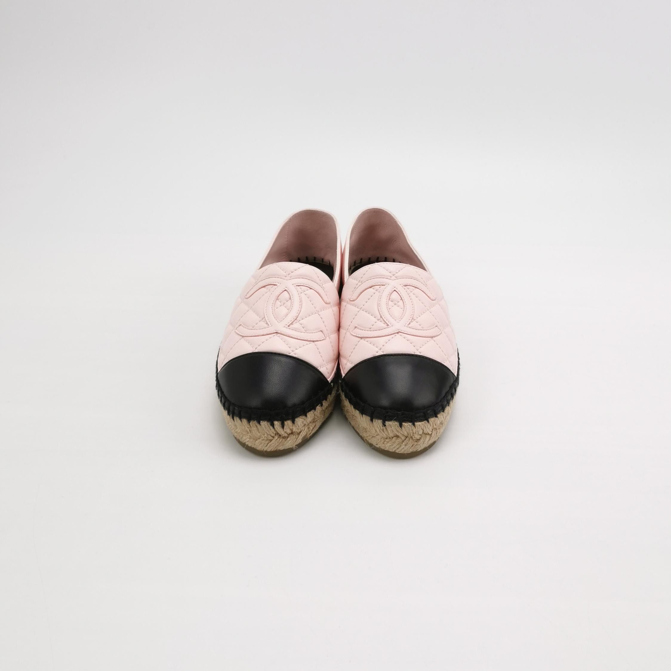 Chanel Chanel Women 5 Flats Size US 5 / IT 35 - 3 Thumbnail