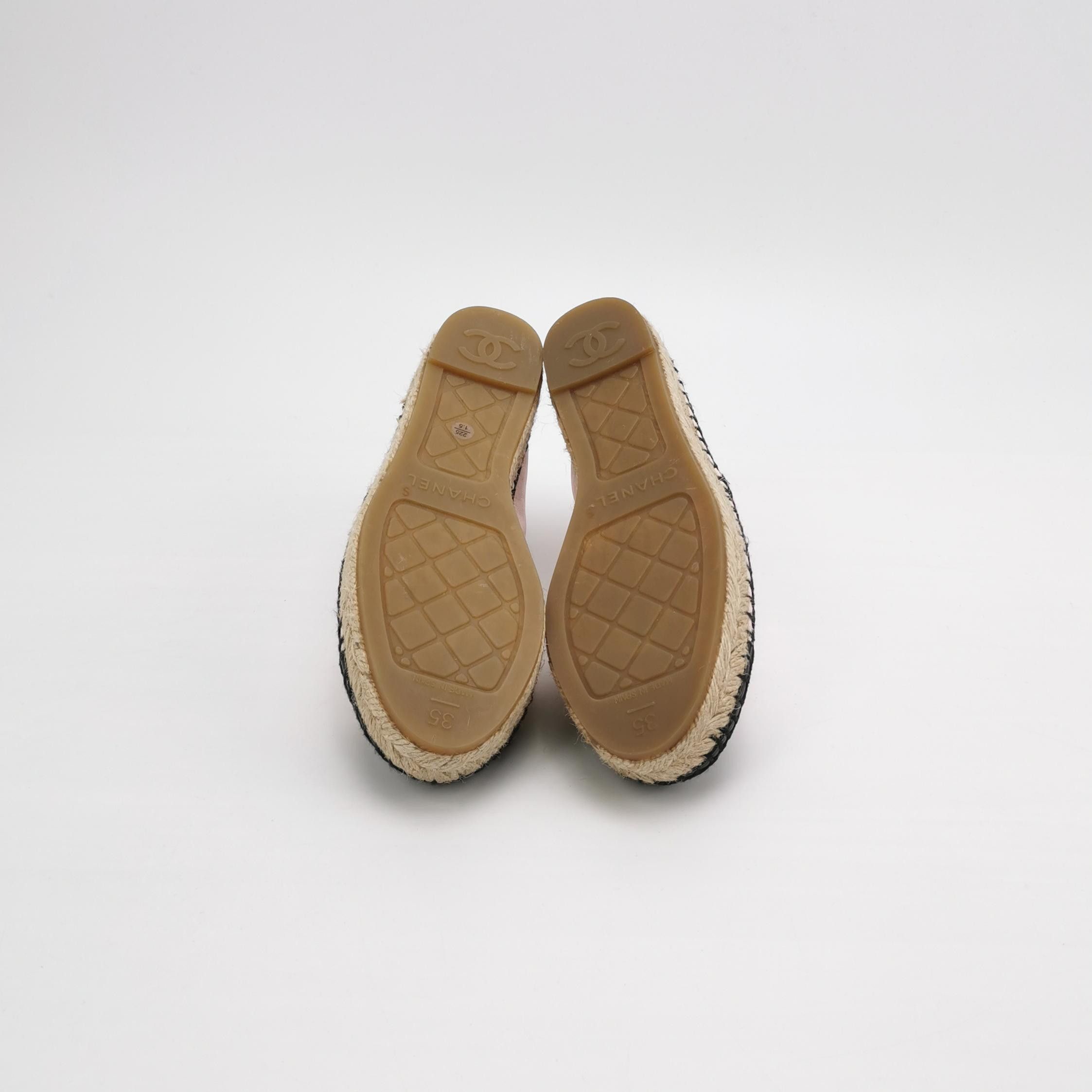 Chanel Chanel Women 5 Flats Size US 5 / IT 35 - 5 Thumbnail