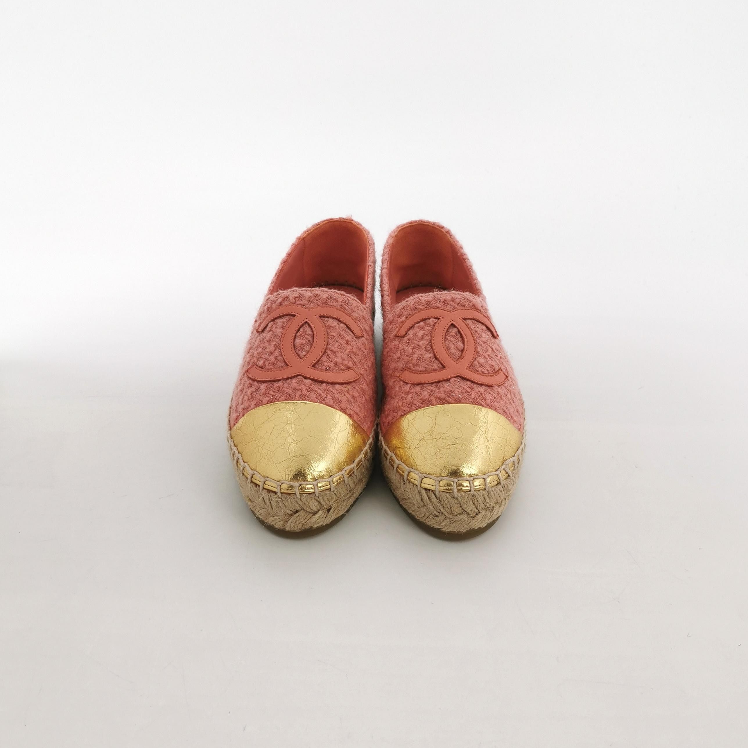 Chanel Chanel Women 5 Flats Size US 5 / IT 35 - 3 Thumbnail