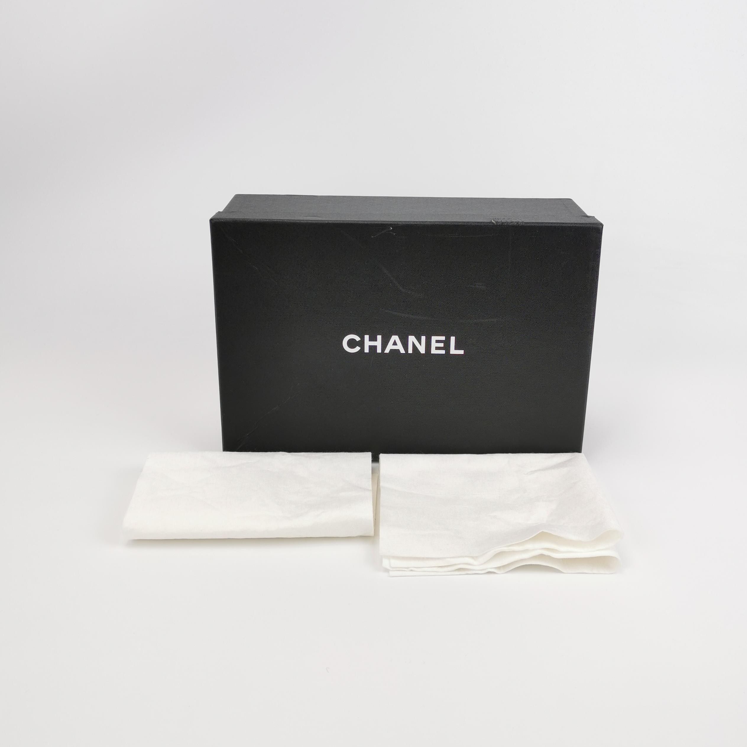 Chanel Chanel Women 8 Flats Size US 8 / IT 38 - 6 Thumbnail