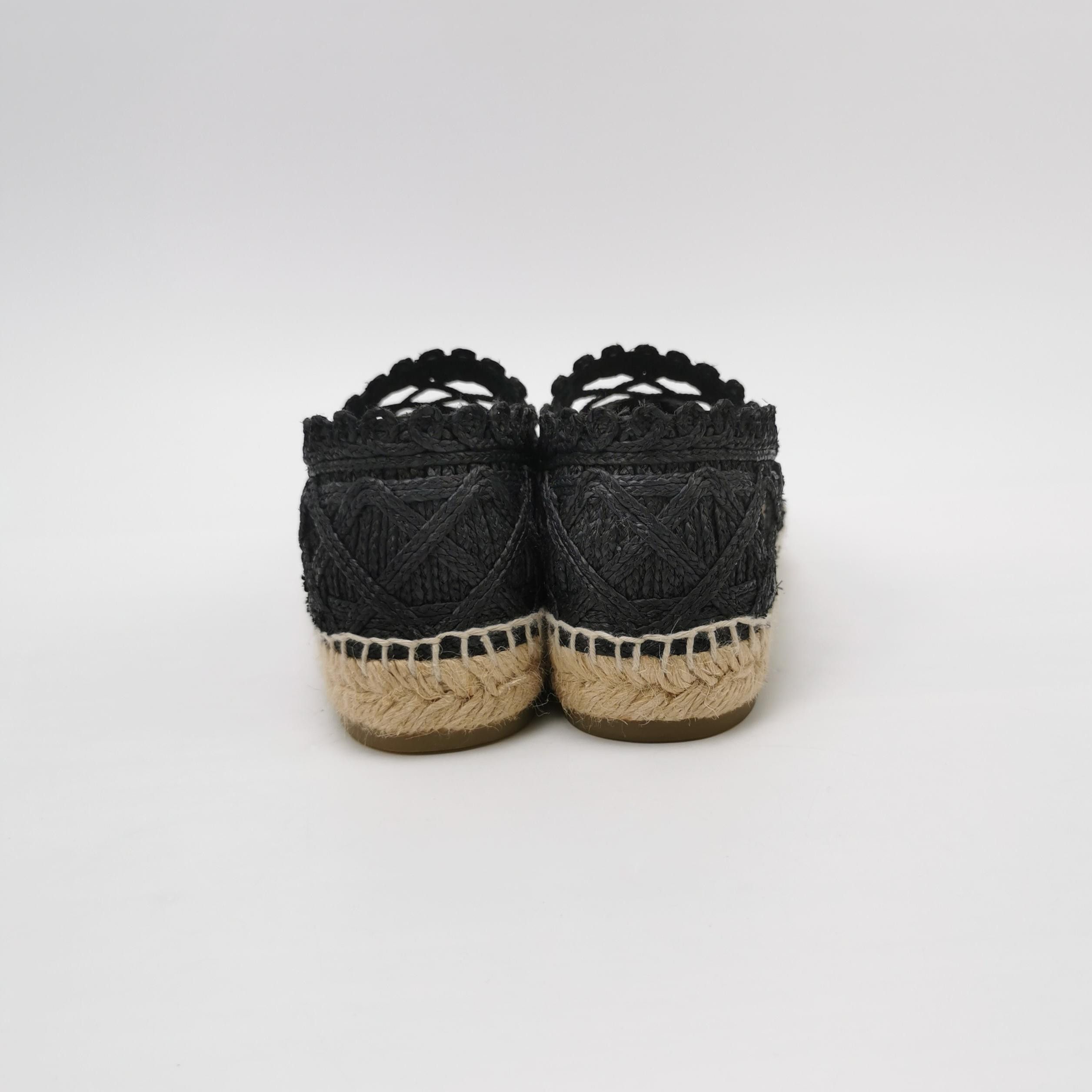 Chanel Chanel Women 10 Flats Size US 10 / IT 40 - 4 Thumbnail