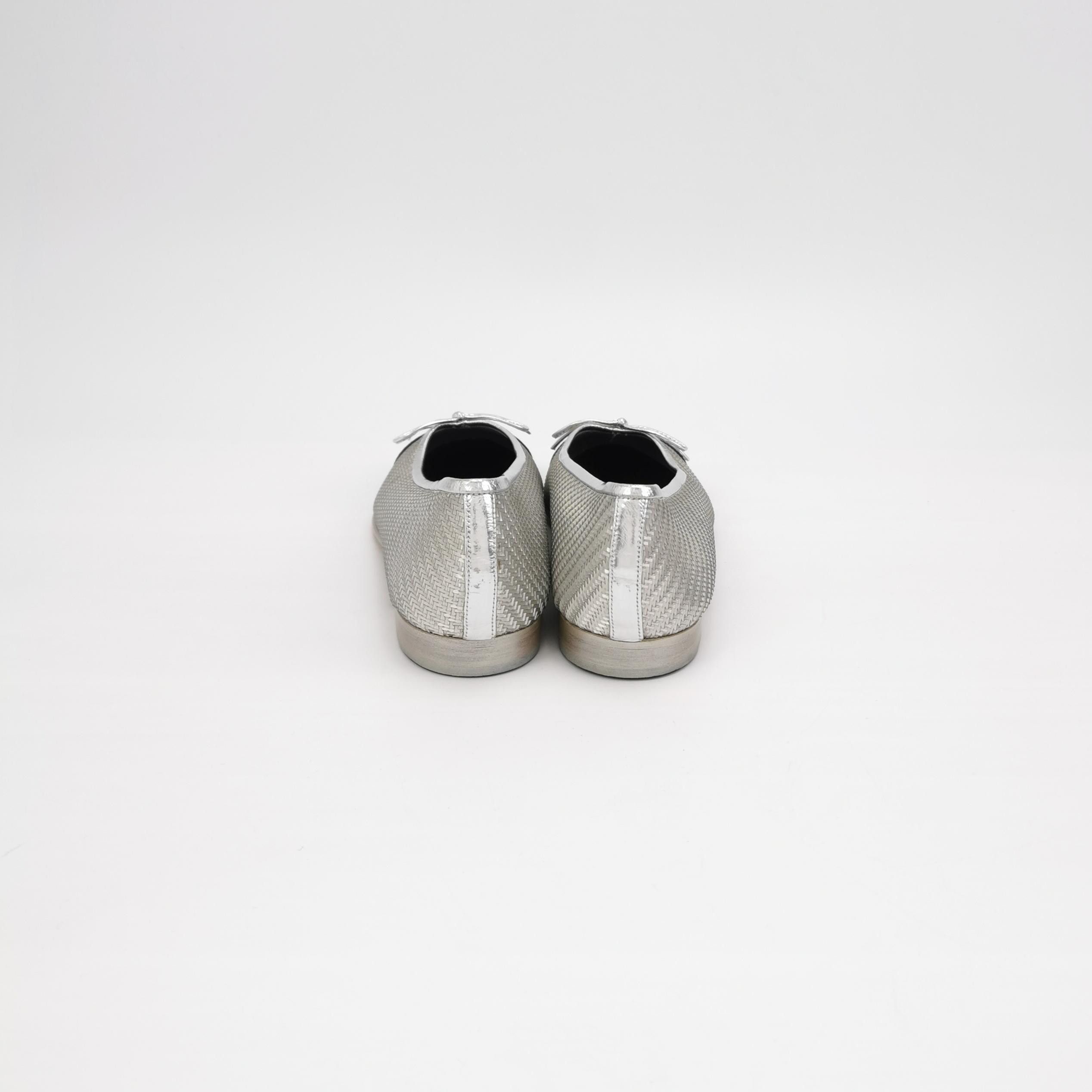 Chanel Chanel Women 7 Flats Size US 7 / IT 37 - 4 Thumbnail