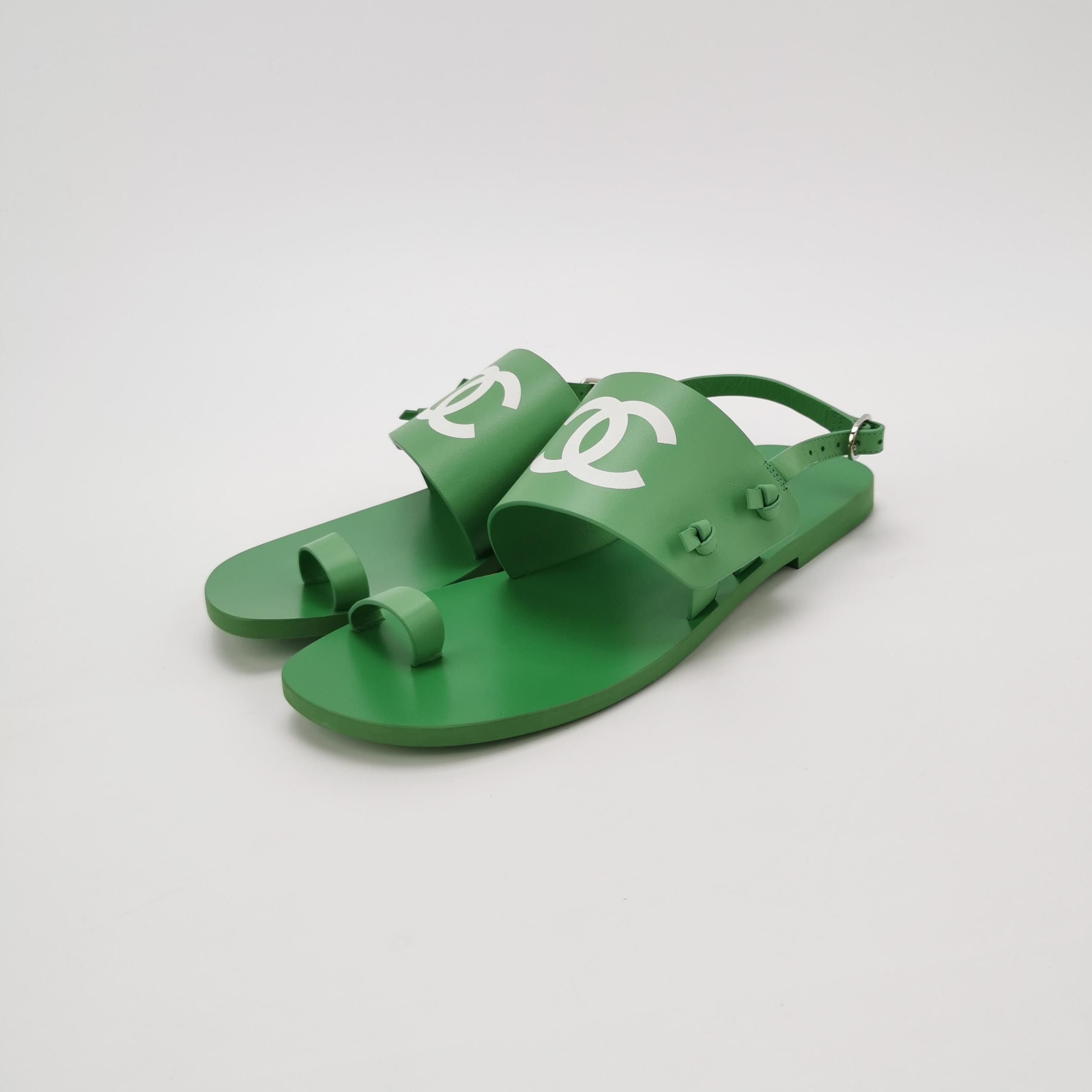 Chanel Chanel Women 6 Sandals Size US 6 / IT 36 - 2 Thumbnail