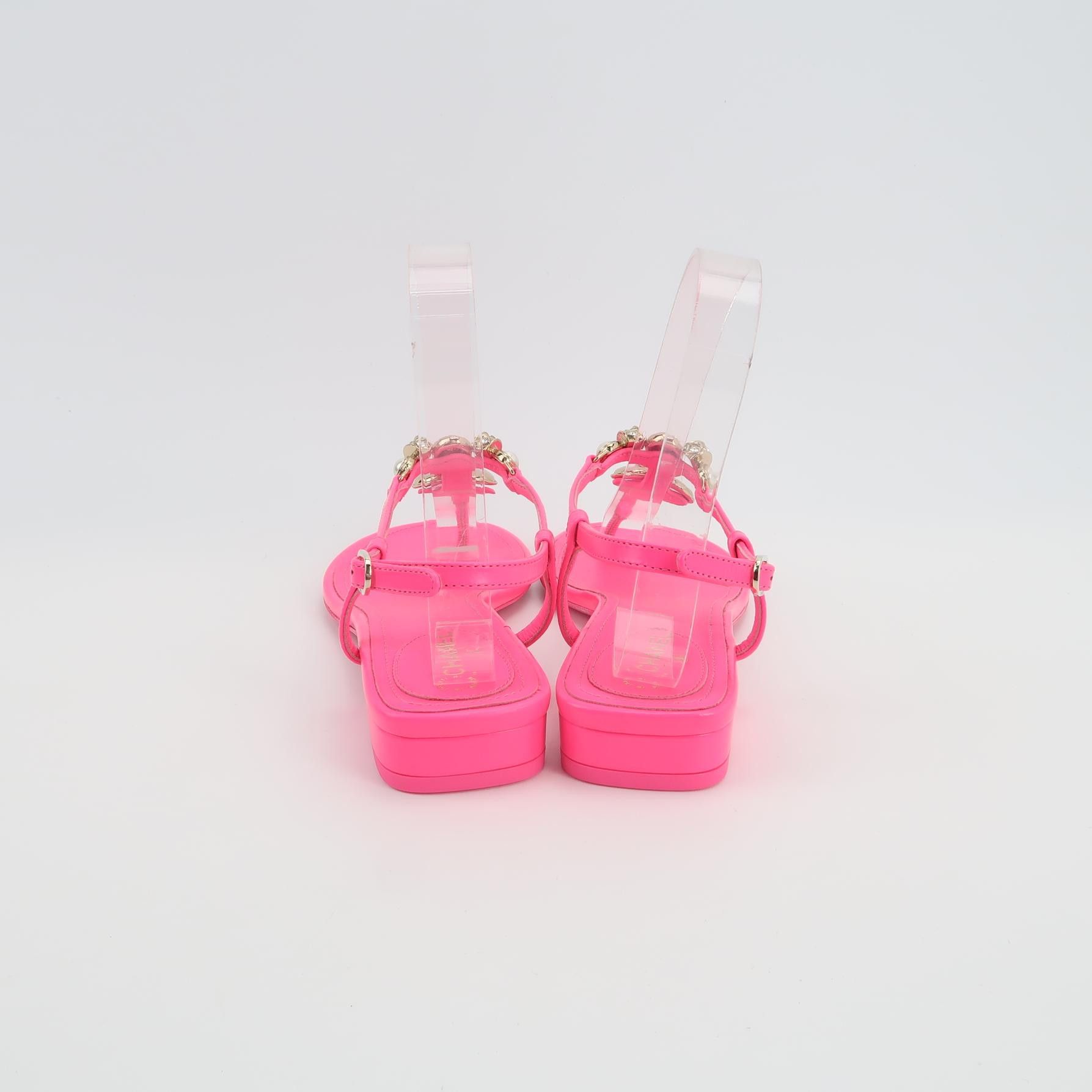 Chanel Chanel Women 7 Sandals Size US 7 / IT 37 - 4 Thumbnail