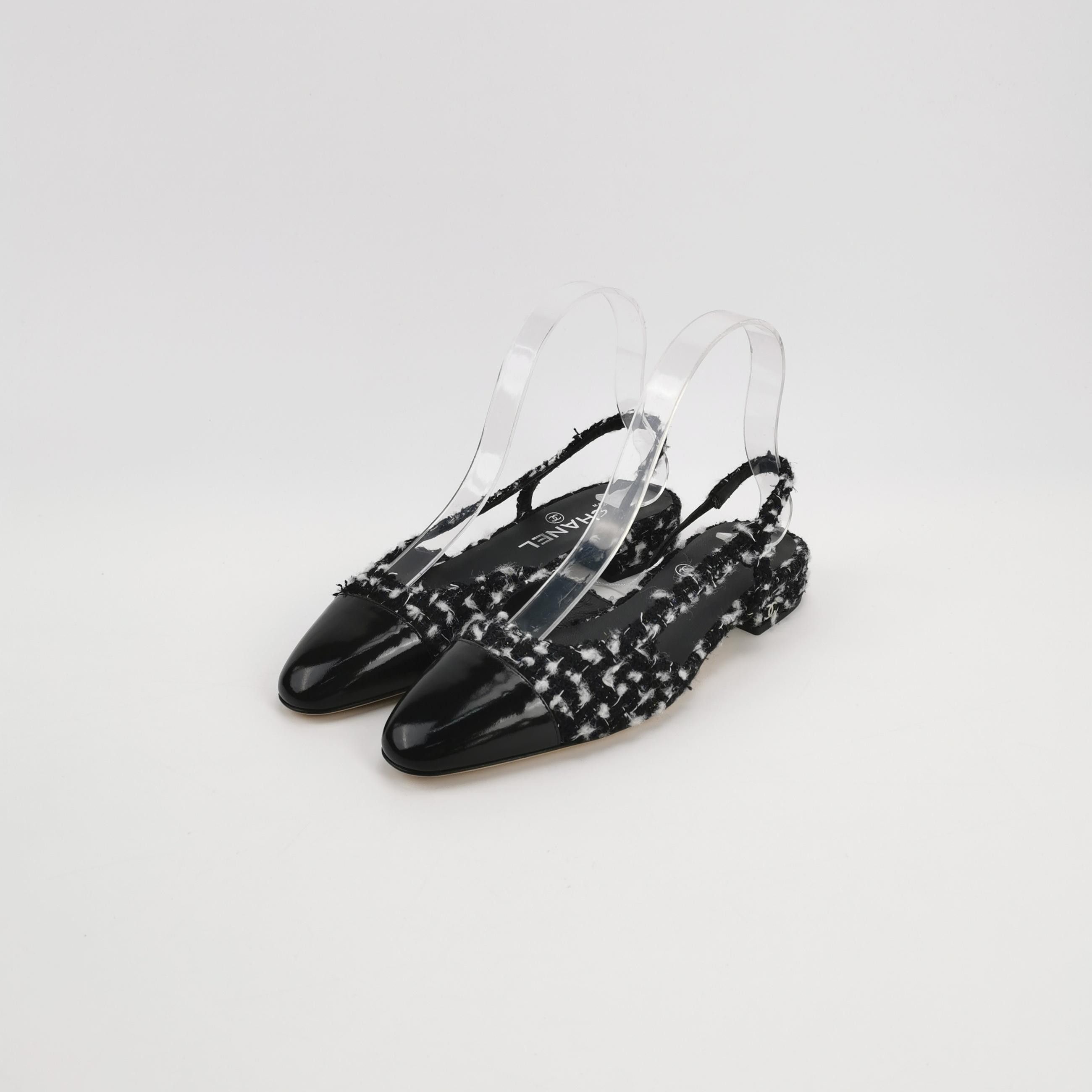 Chanel Chanel Women 6 Flats Size US 6 / IT 36 - 2 Thumbnail