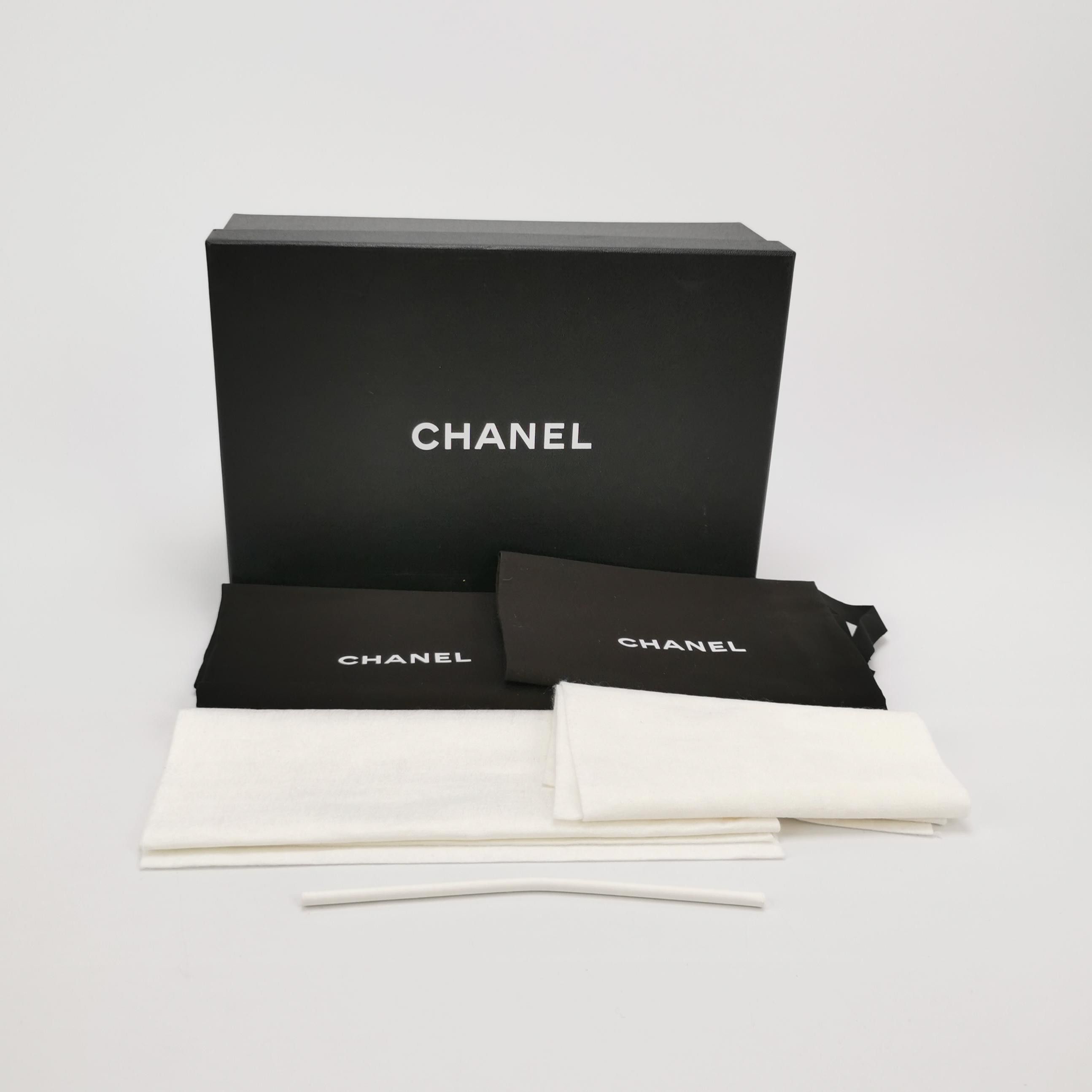 Chanel Chanel Women 6-5 Flats Size US 6.5 / IT 36.5 - 6 Thumbnail