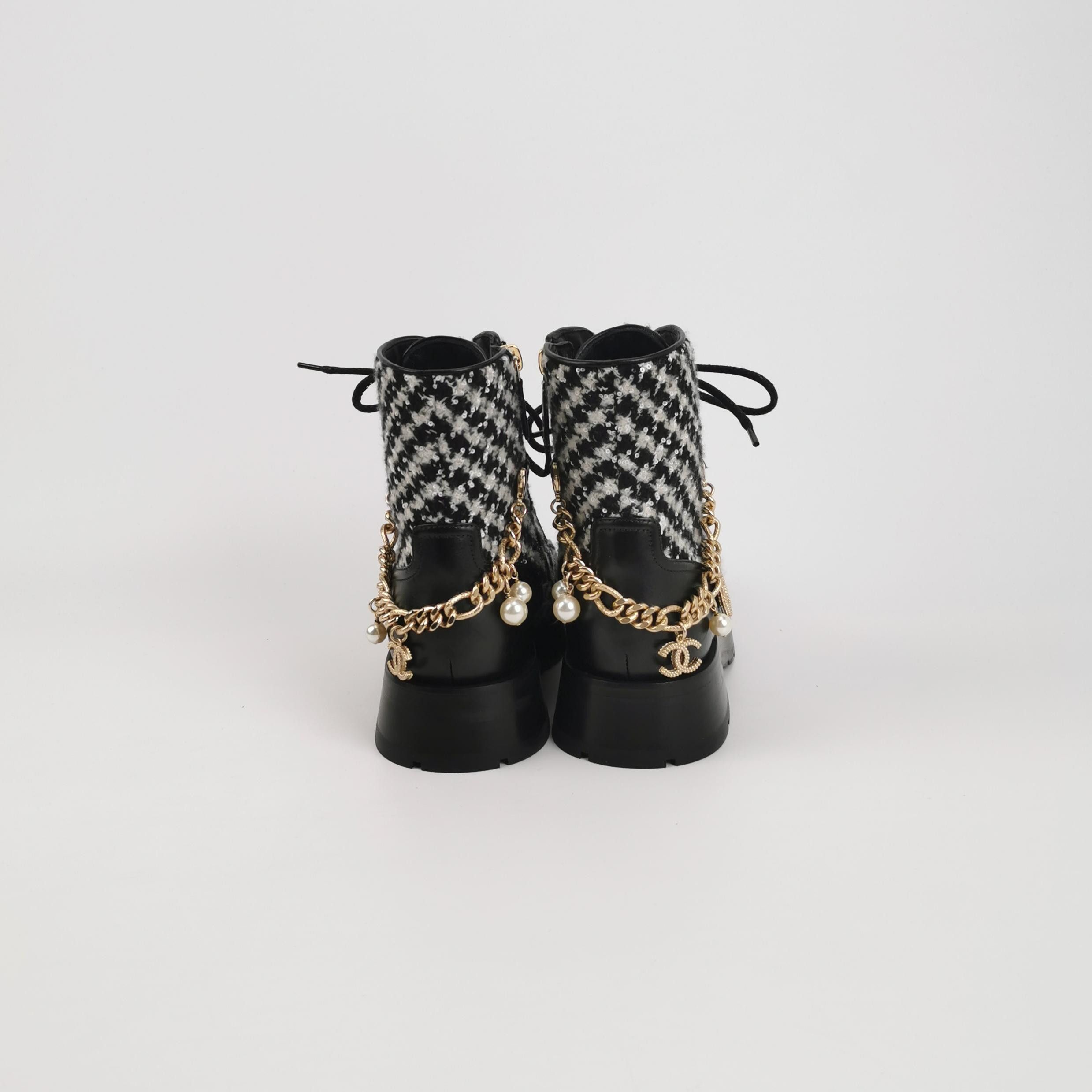 Chanel Chanel Women it_34 Boots Size US 4 / IT 34 - 3 Thumbnail