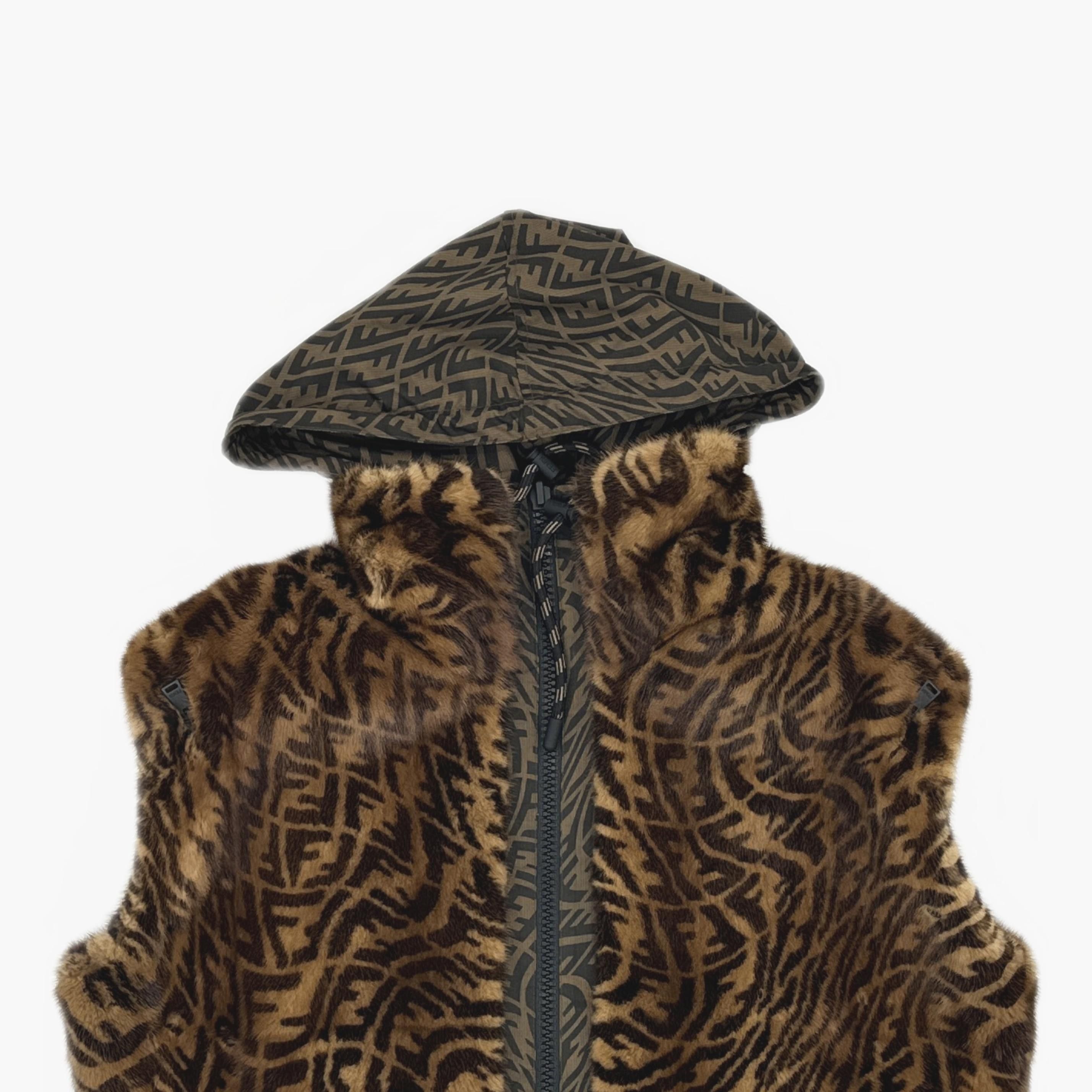 Fendi Fendi Reversible FF Logo Fur Jacket Size 36 Size XS / US 0-2 / IT 36-38 - 9 Thumbnail