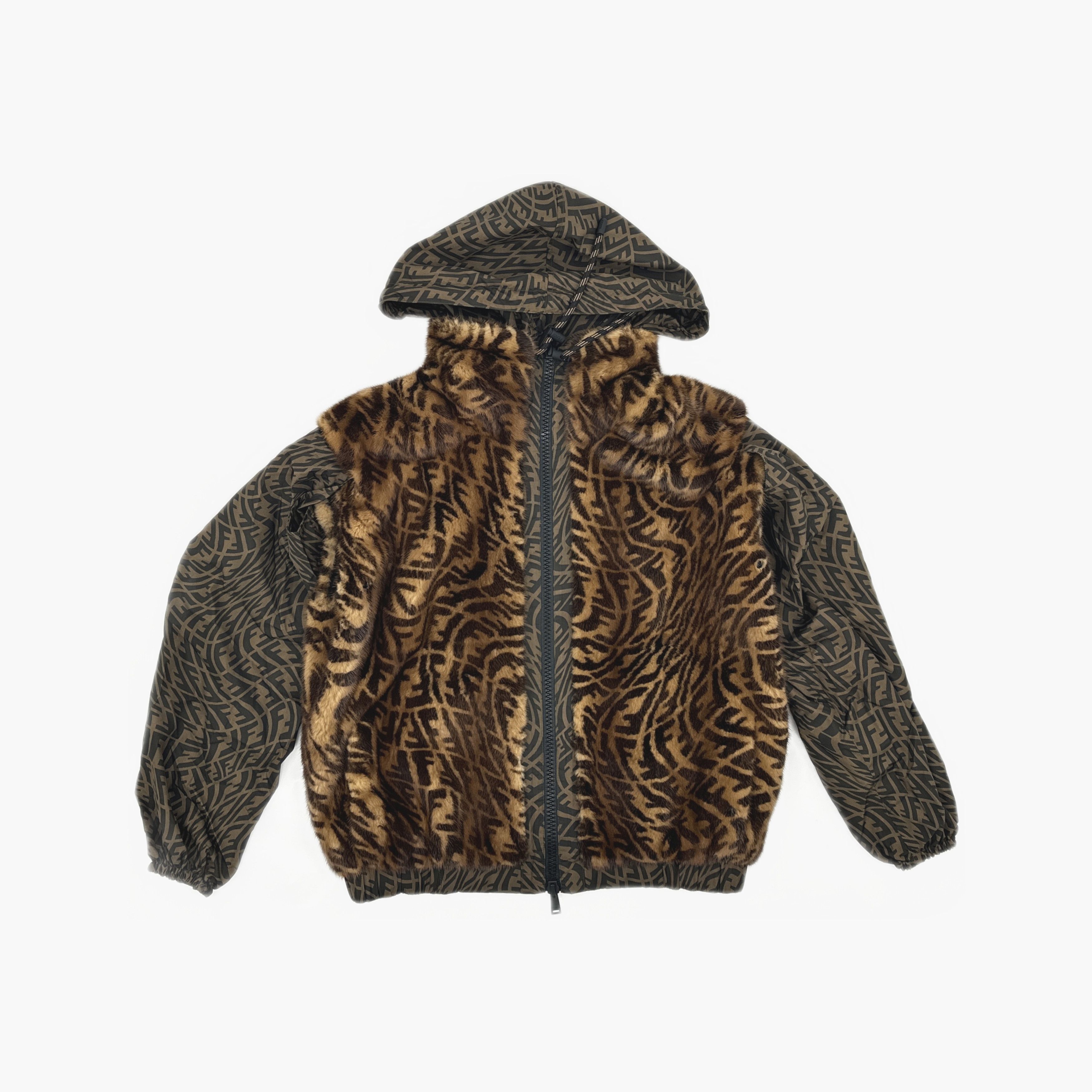 Fendi Fendi Reversible FF Logo Fur Jacket Size 36 Size XS / US 0-2 / IT 36-38 - 7 Thumbnail