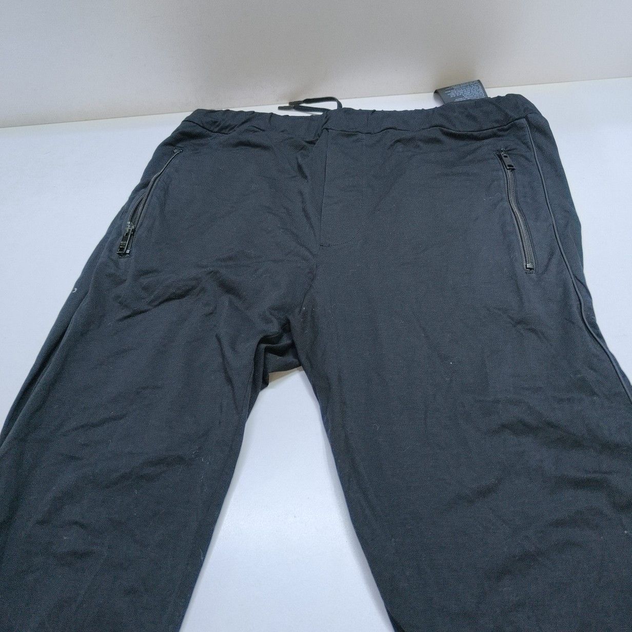 Prada Prada Enamel Triangle Logo Joggers Size M Size US 32 / EU 48 - 8 Thumbnail
