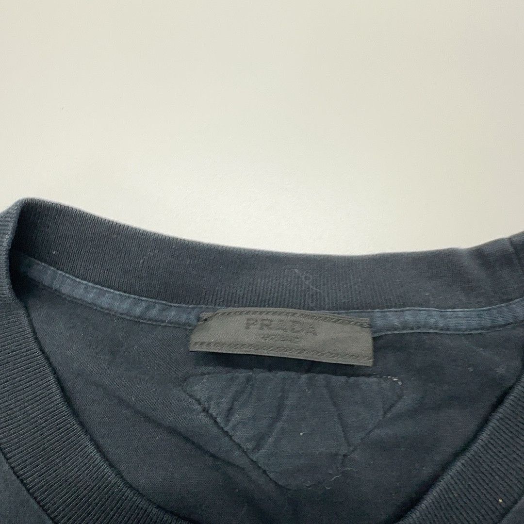 Prada Prada Logo Patch T-Shirt Black Size XL Size US XL / EU 56 / 4 - 5 Thumbnail