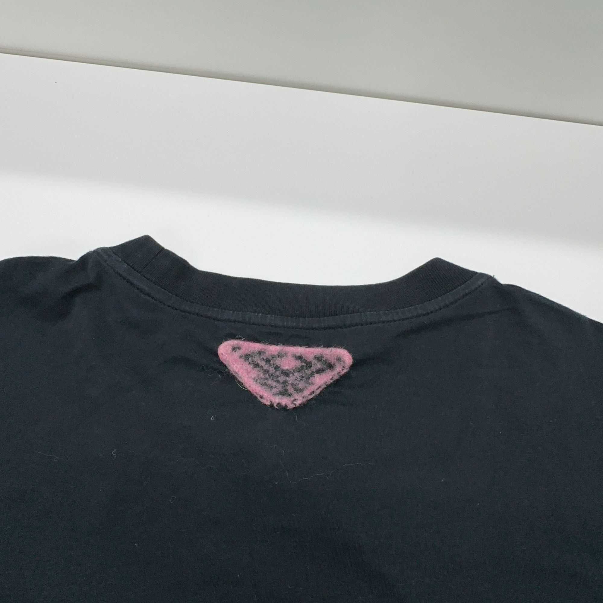Prada Prada Logo Patch T-Shirt Black Size XL Size US XL / EU 56 / 4 - 12 Thumbnail