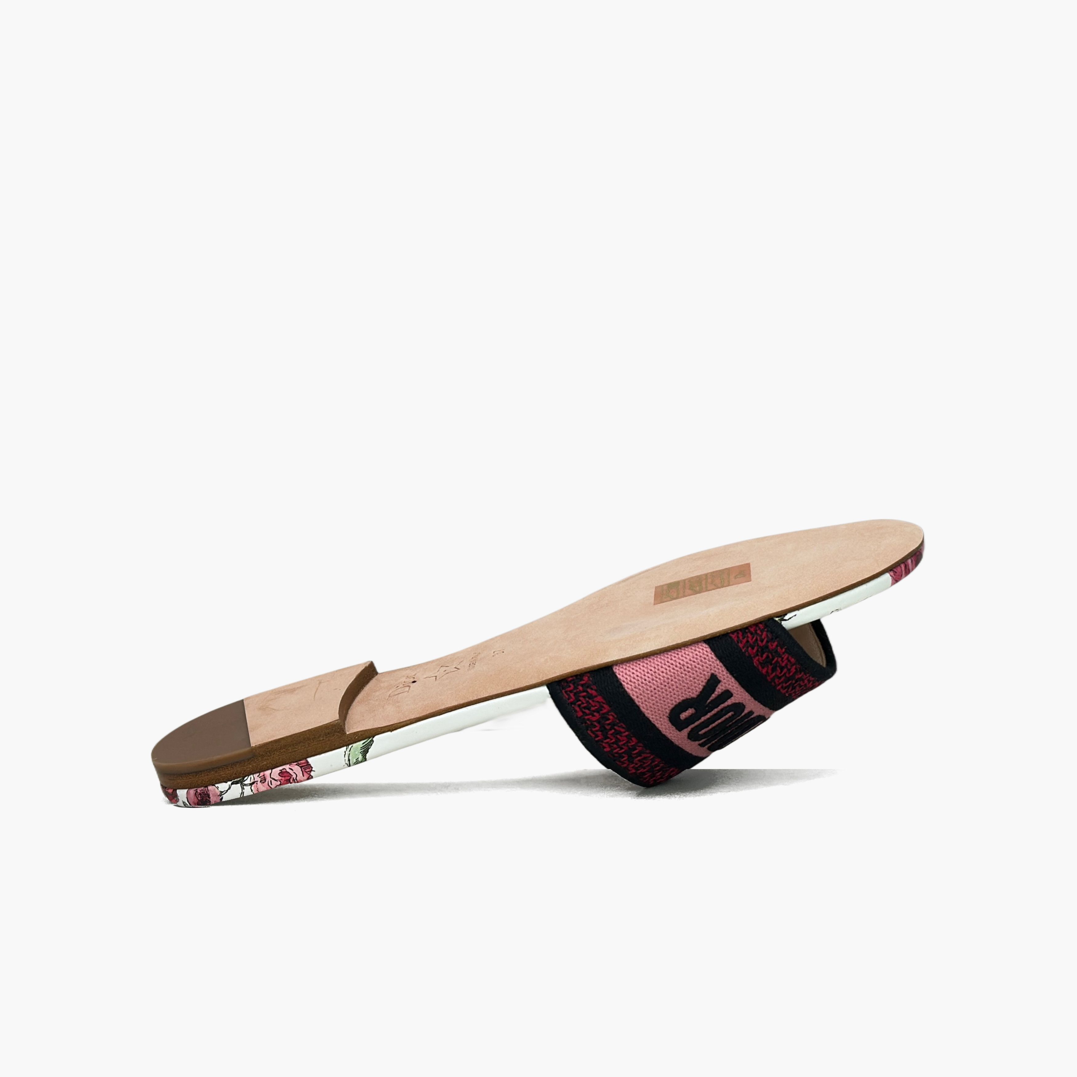 Dior Dior Dway Floral Slides Size 37 Size US 7 / IT 37 - 7 Thumbnail