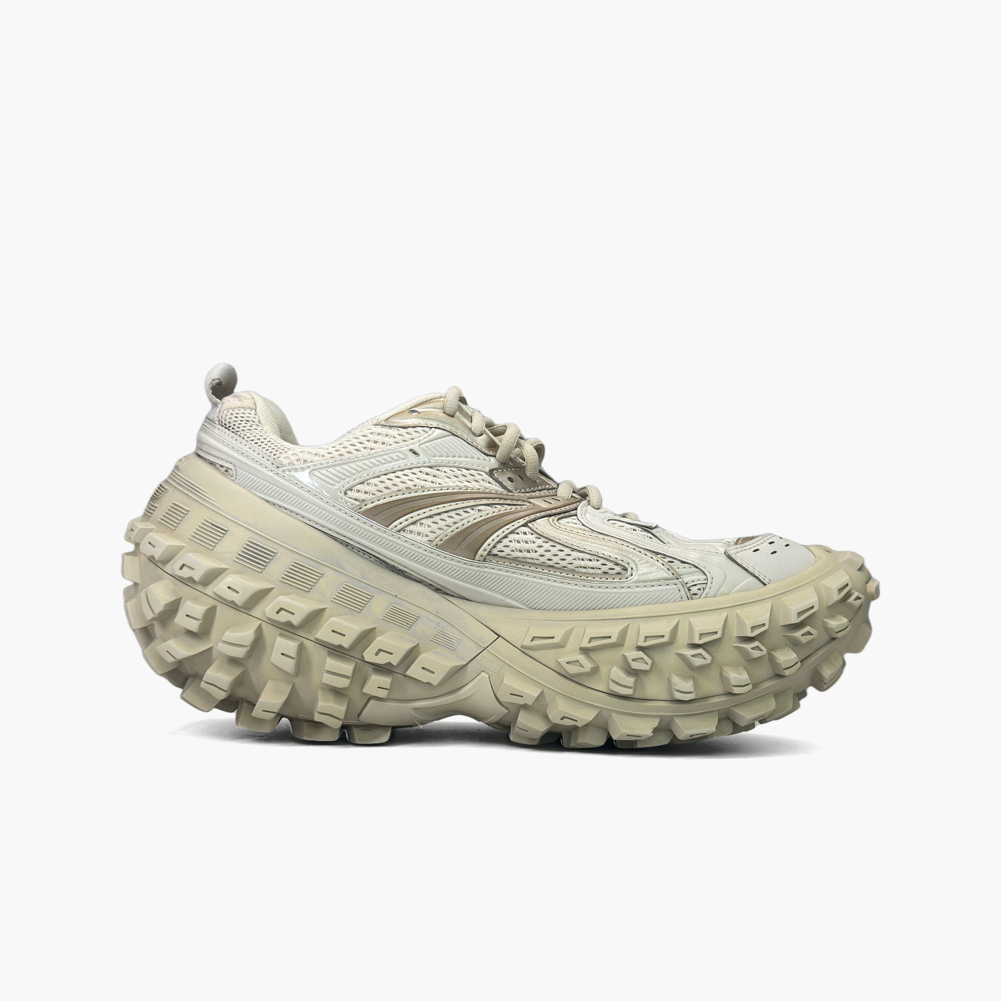 Balenciaga Balenciaga Bouncer Defender Sneakers US 9 Size US 9 / EU 42 - 2 Thumbnail