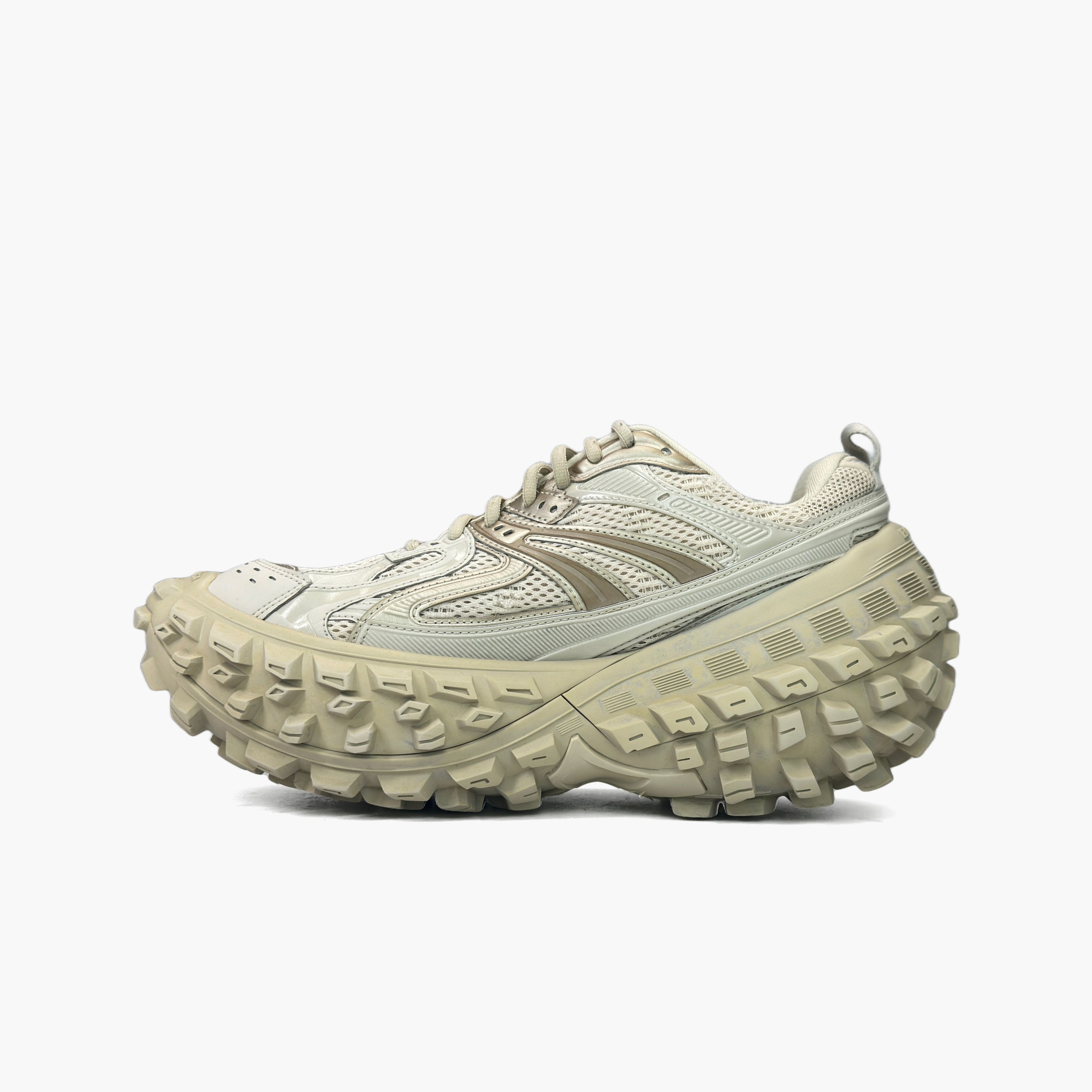Balenciaga Balenciaga Bouncer Defender Sneakers US 9 Size US 9 / EU 42 - 3 Thumbnail