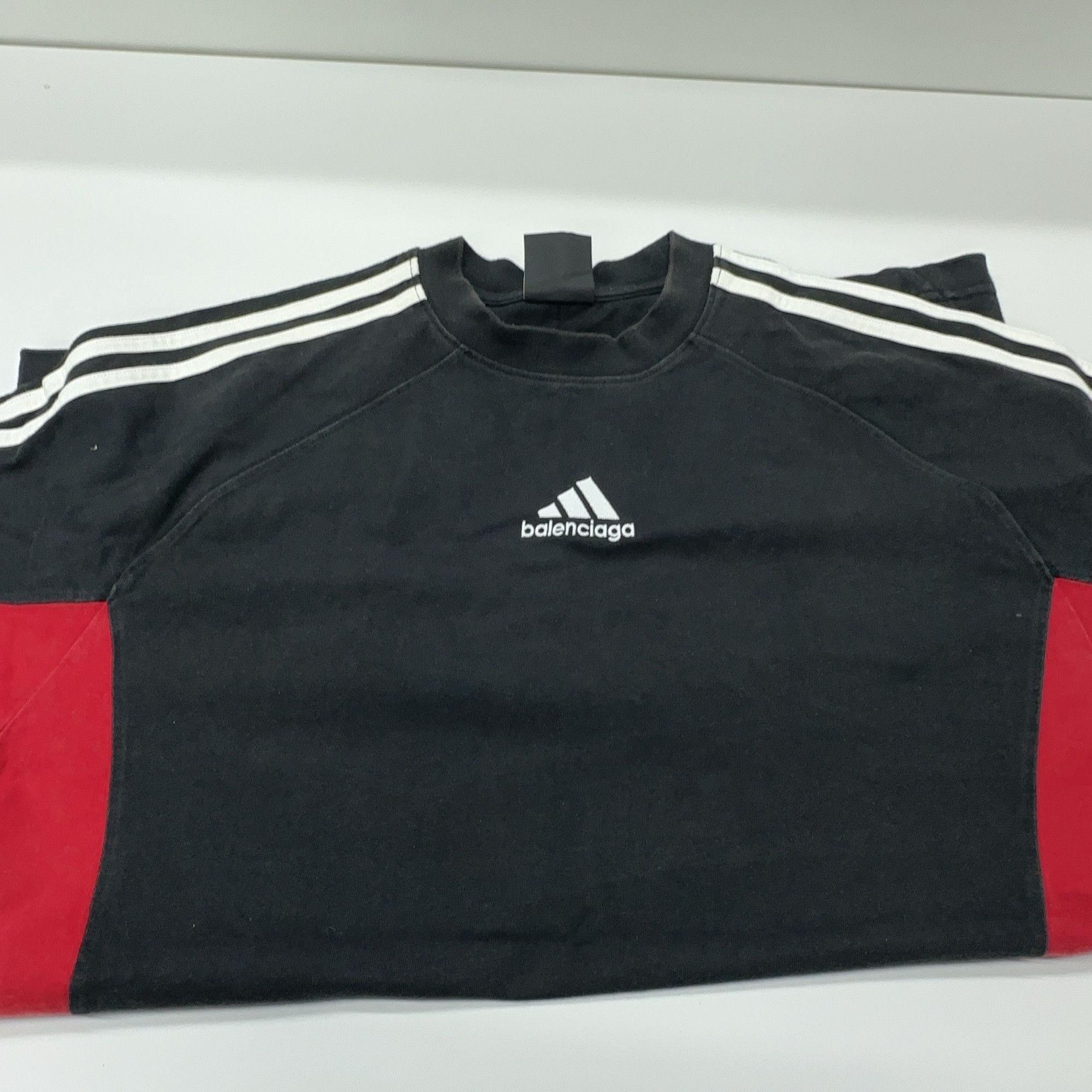 Balenciaga Balenciaga x Adidas Logo T-Shirt Size S Size US S / EU 44-46 / 1 - 7 Thumbnail