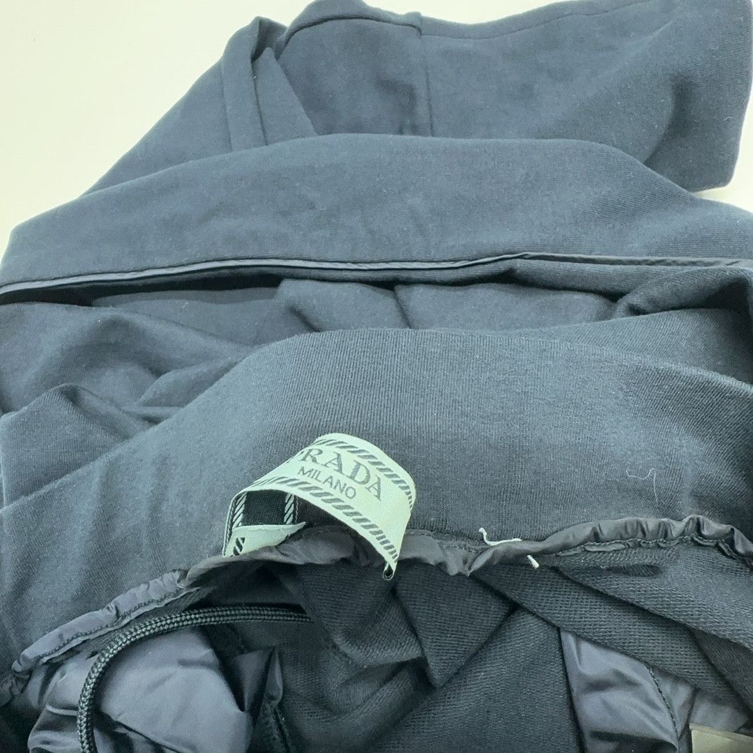 Prada Prada Logo Patch Joggers Size XS Size US 28 / EU 44 - 5 Thumbnail