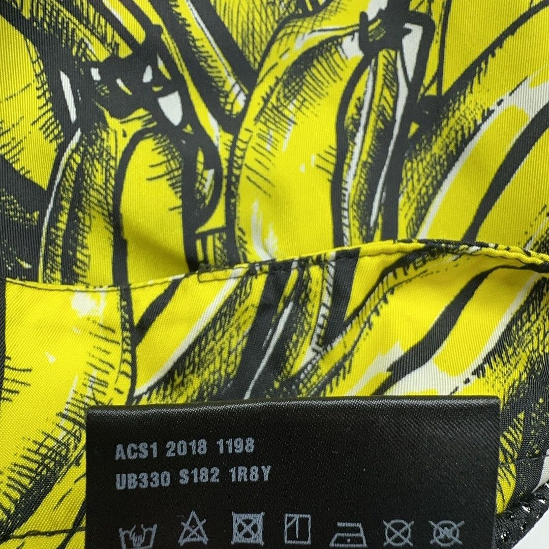 Prada Prada Banana Flame Print Shorts Size 50 Size US 34 / EU 50 - 4 Thumbnail