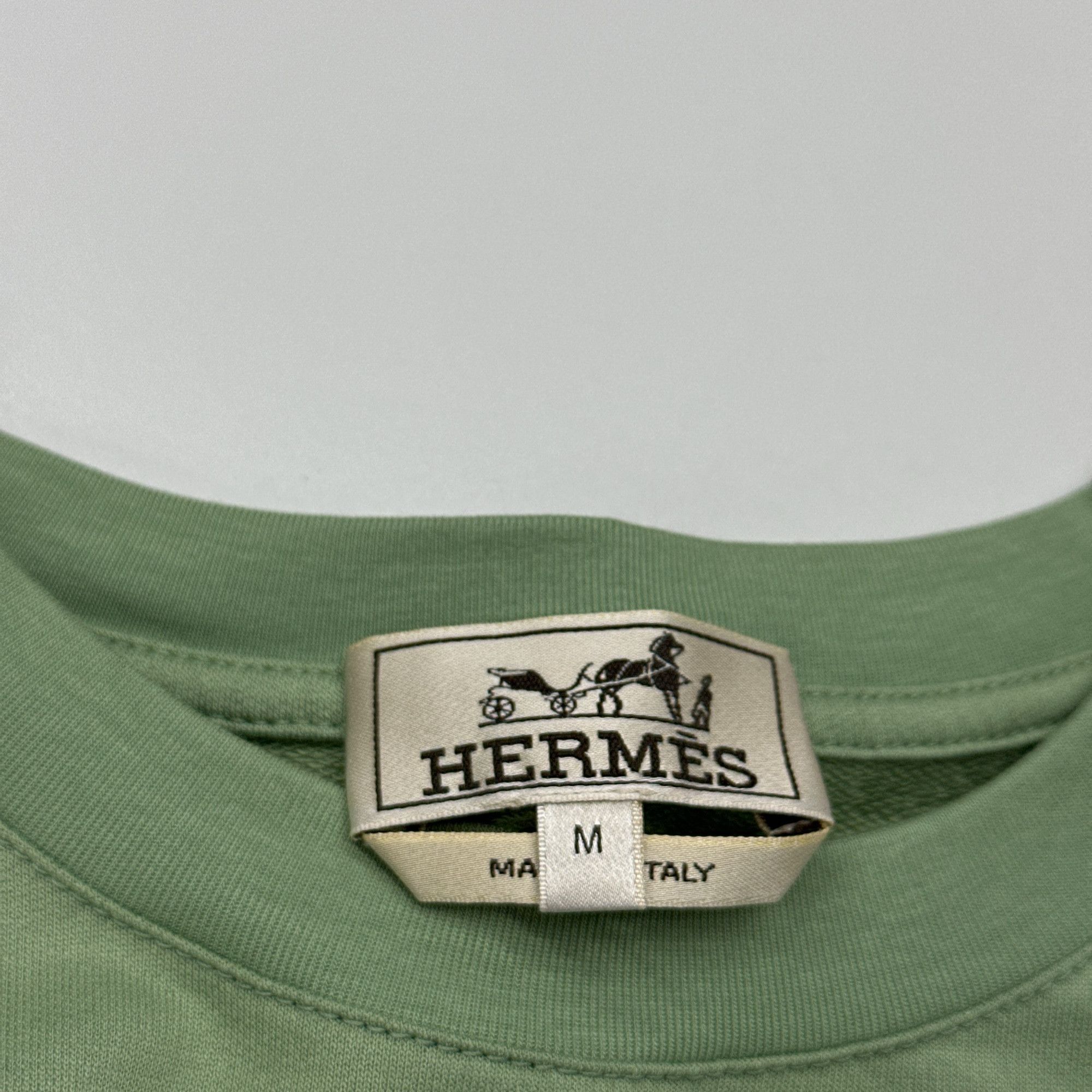 Hermes Hermès Logo Patch T-Shirt Size M Size US M / EU 48-50 / 2 - 3 Thumbnail